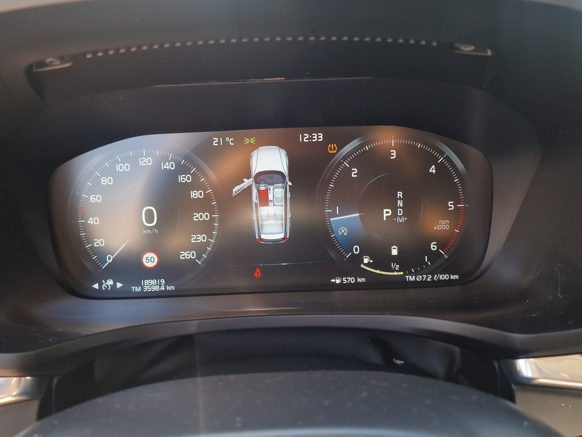 VOLVO V60 Cross Country B4 Diesel Mild Hybrid AWD Geartronic ** Ab MFK und Service ** CH-Auto ** 1. Hand **-image-10