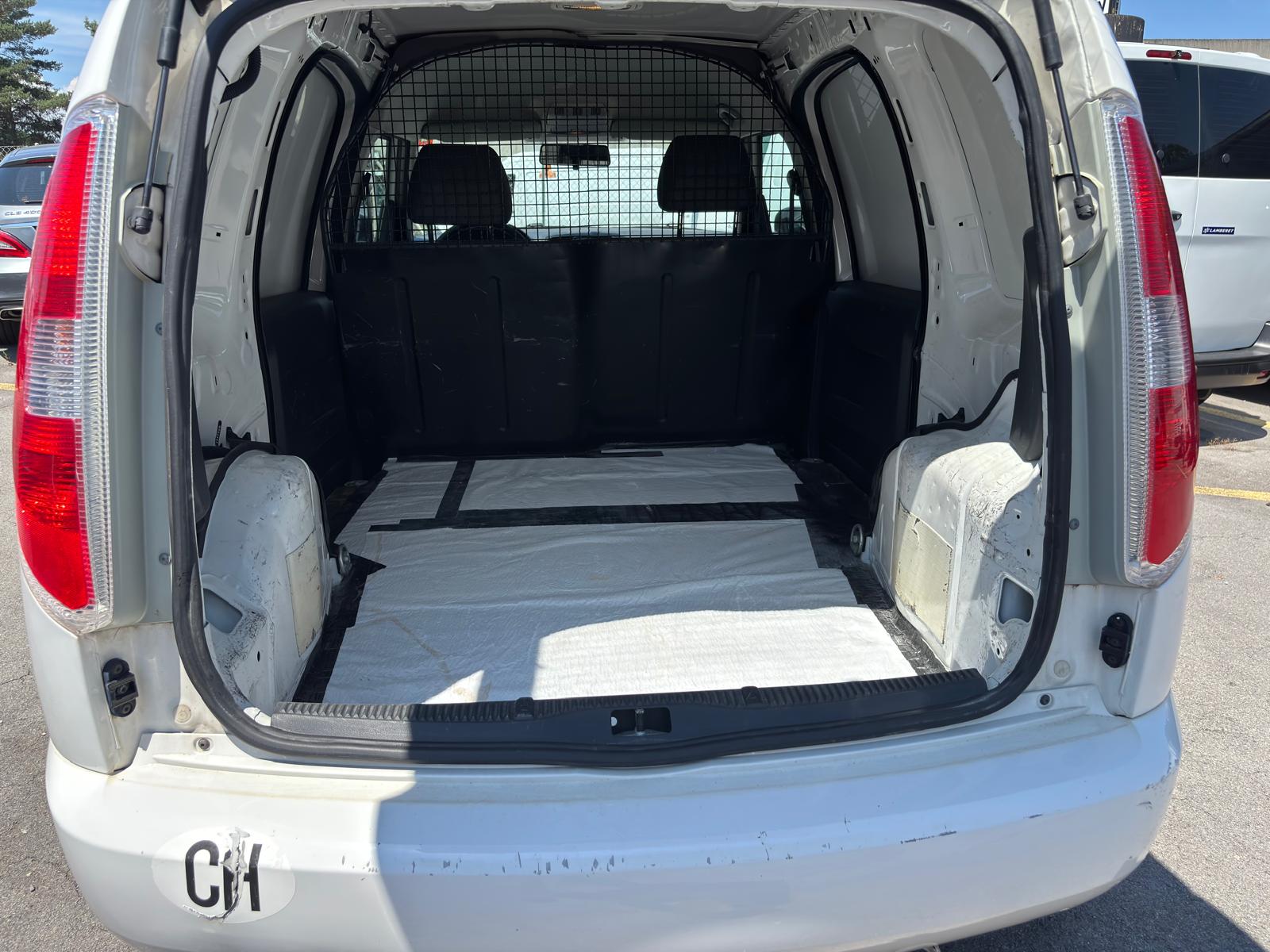 SKODA Praktik 1.2 HTP-image-4