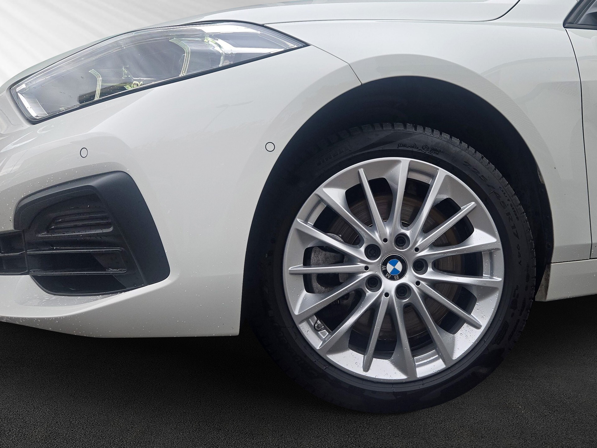 BMW 120i Steptronic-image-8