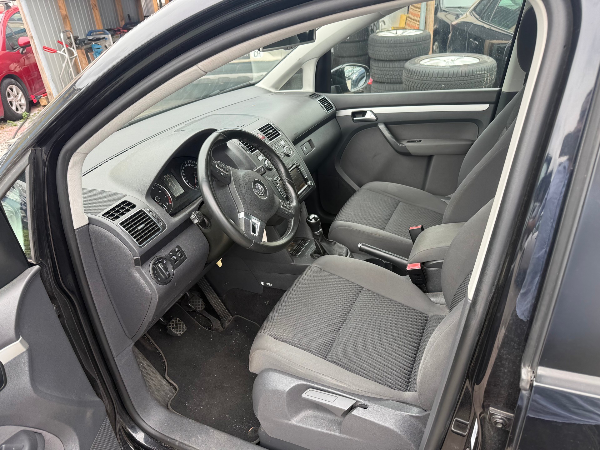 VW Touran 1.4 TSI Comfortline-image-10
