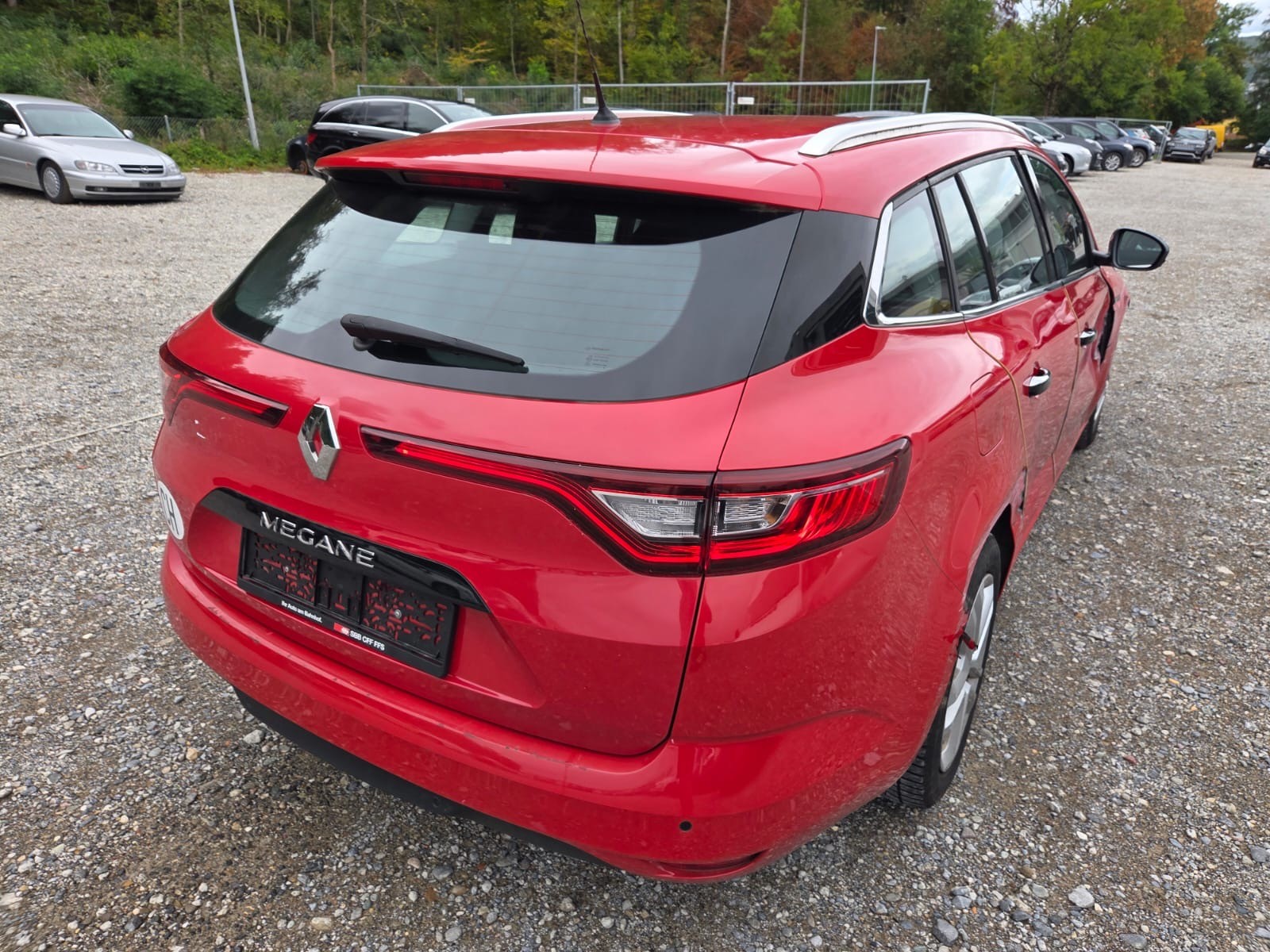 RENAULT Mégane Grandtour 1.5 dCi Business EDC-image-8