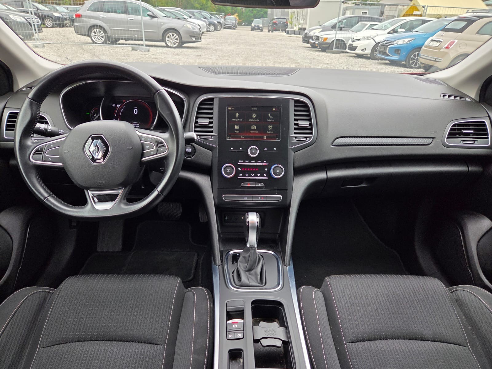 RENAULT Mégane Grandtour 1.5 dCi Business EDC-image-12