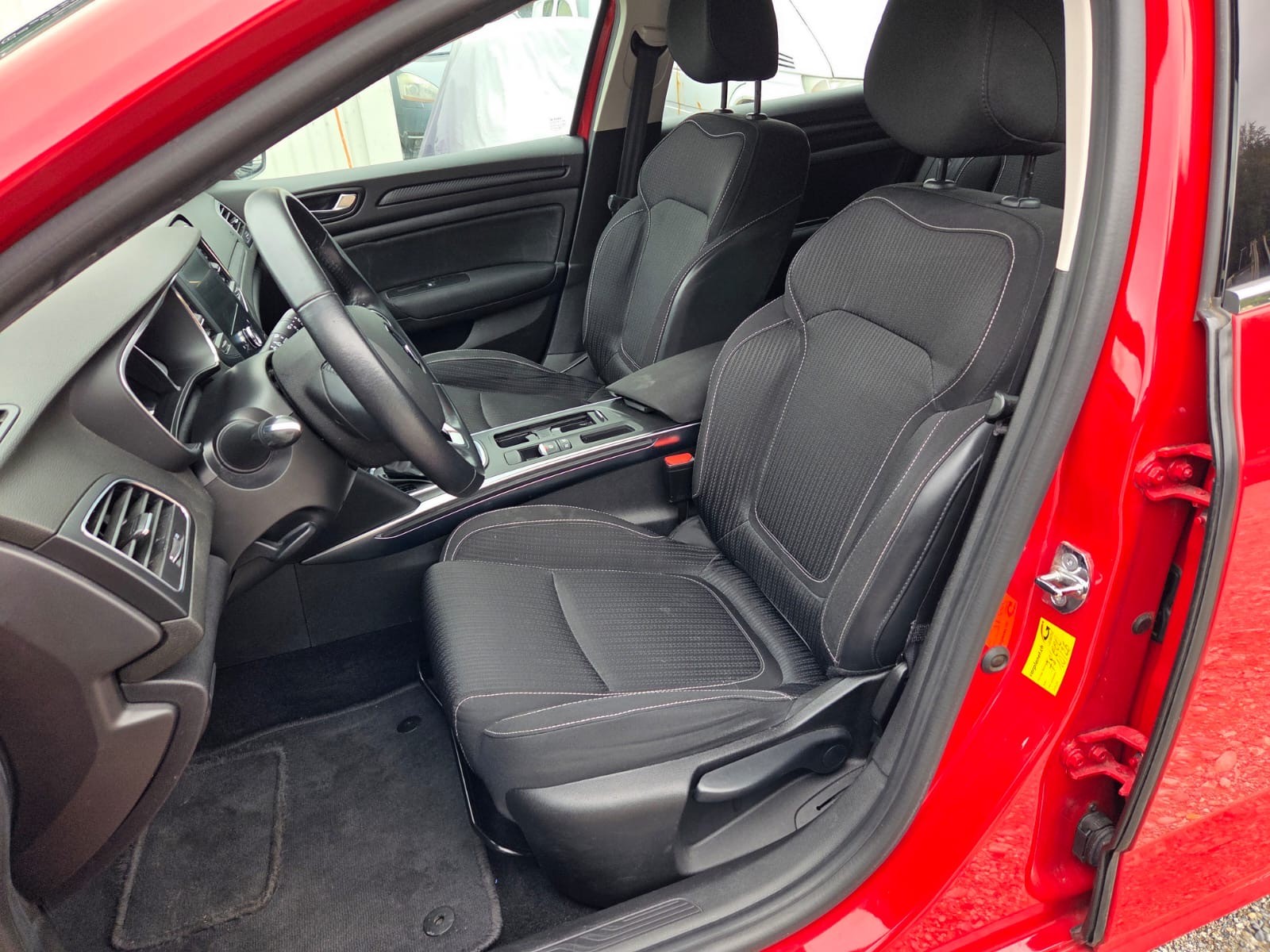 RENAULT Mégane Grandtour 1.5 dCi Business EDC-image-10