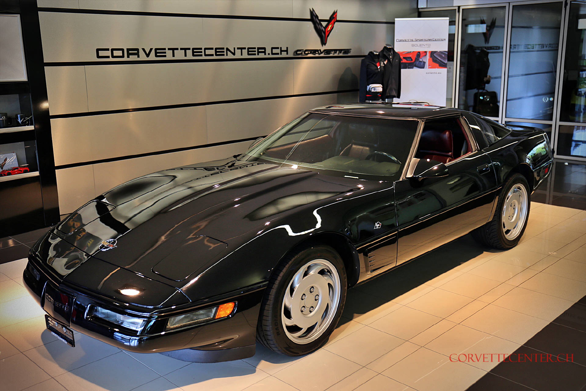 CHEVROLET Corvette C4 Targa 40th Anniversary LT1-showroom-element-1