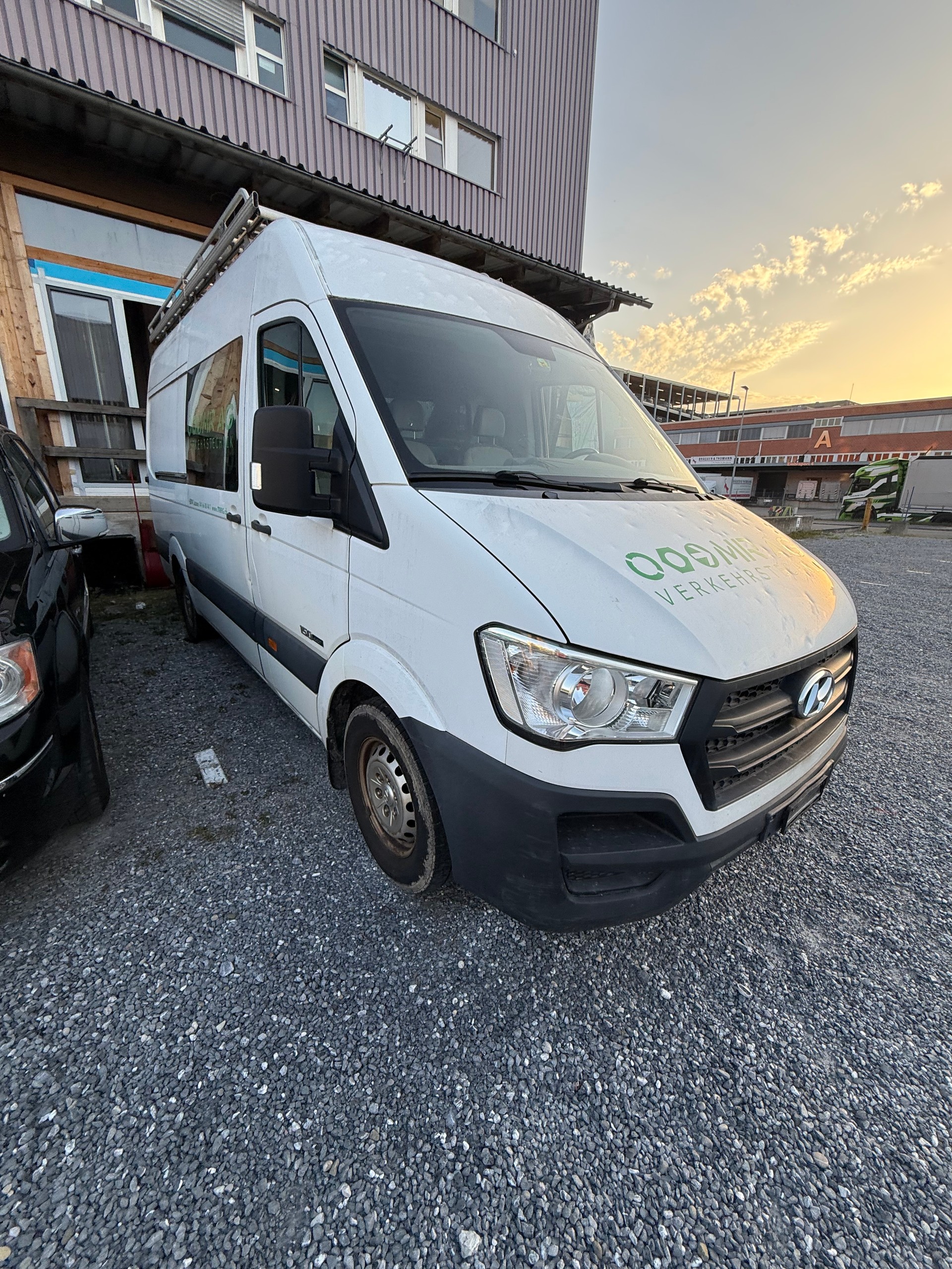 HYUNDAI H350 2.5 CRDi Origo L2-image-3