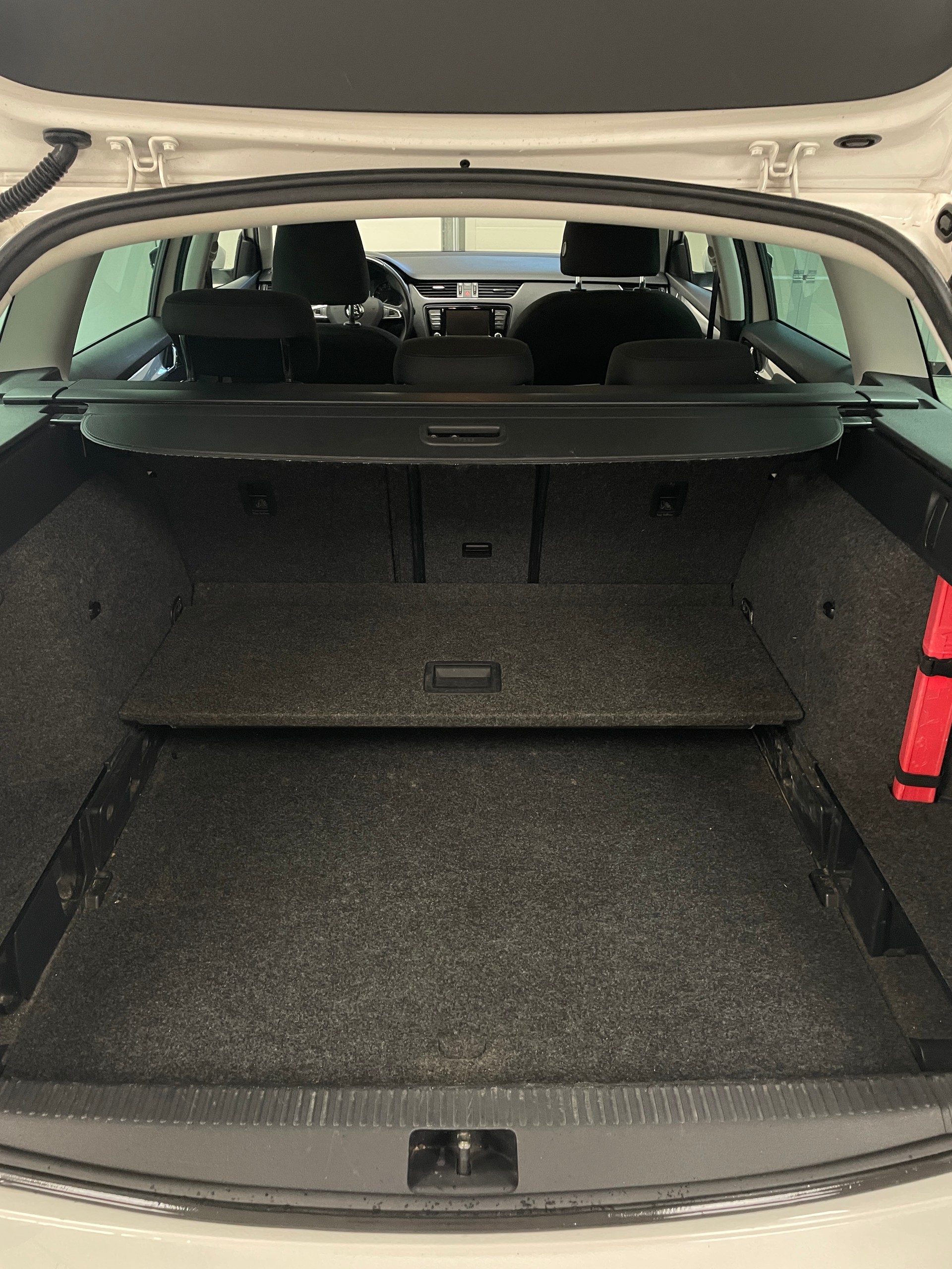 SKODA Octavia Combi 2.0 TDI Style 4x4 DSG-image-19