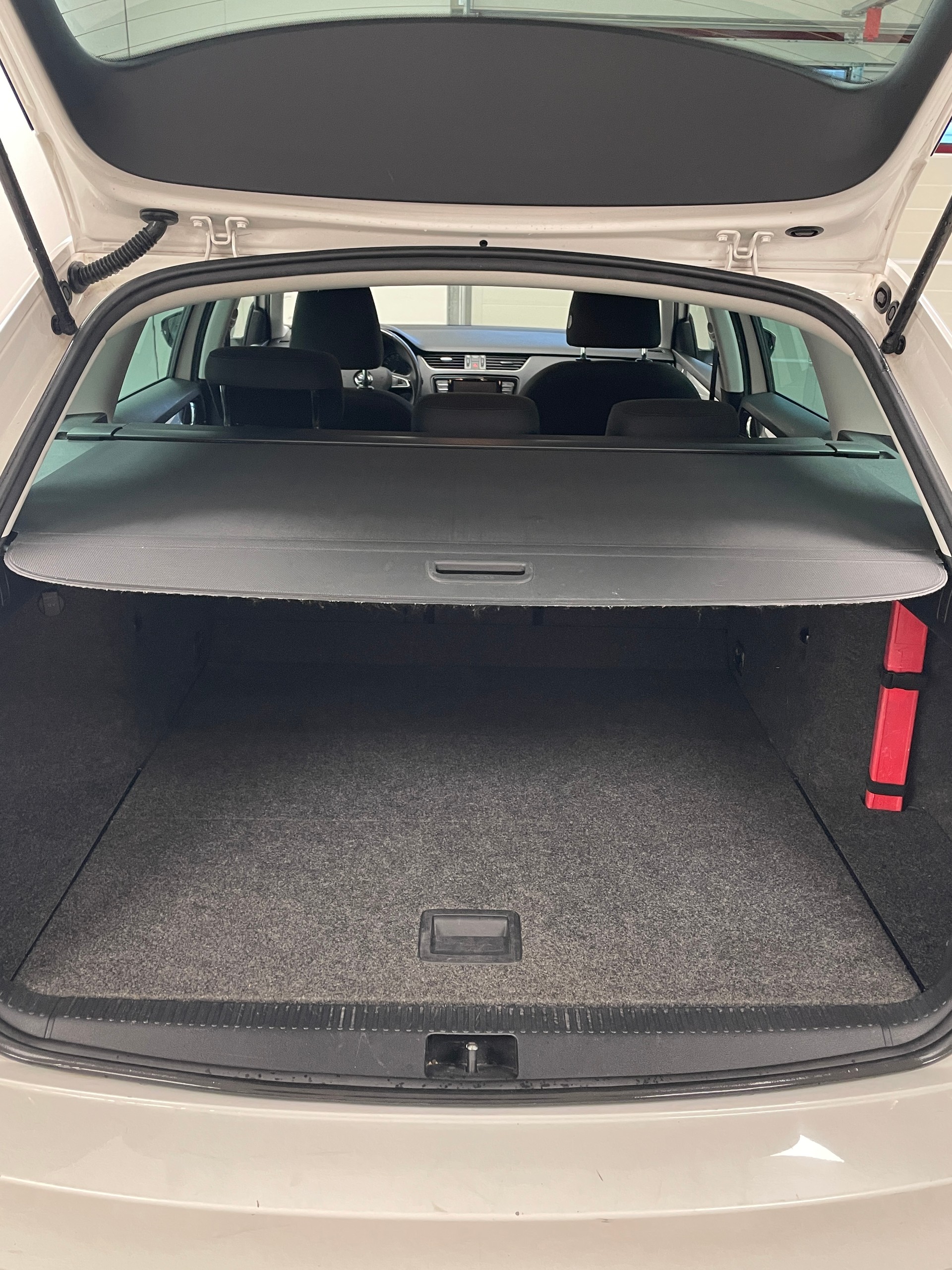SKODA Octavia Combi 2.0 TDI Style 4x4 DSG-image-18