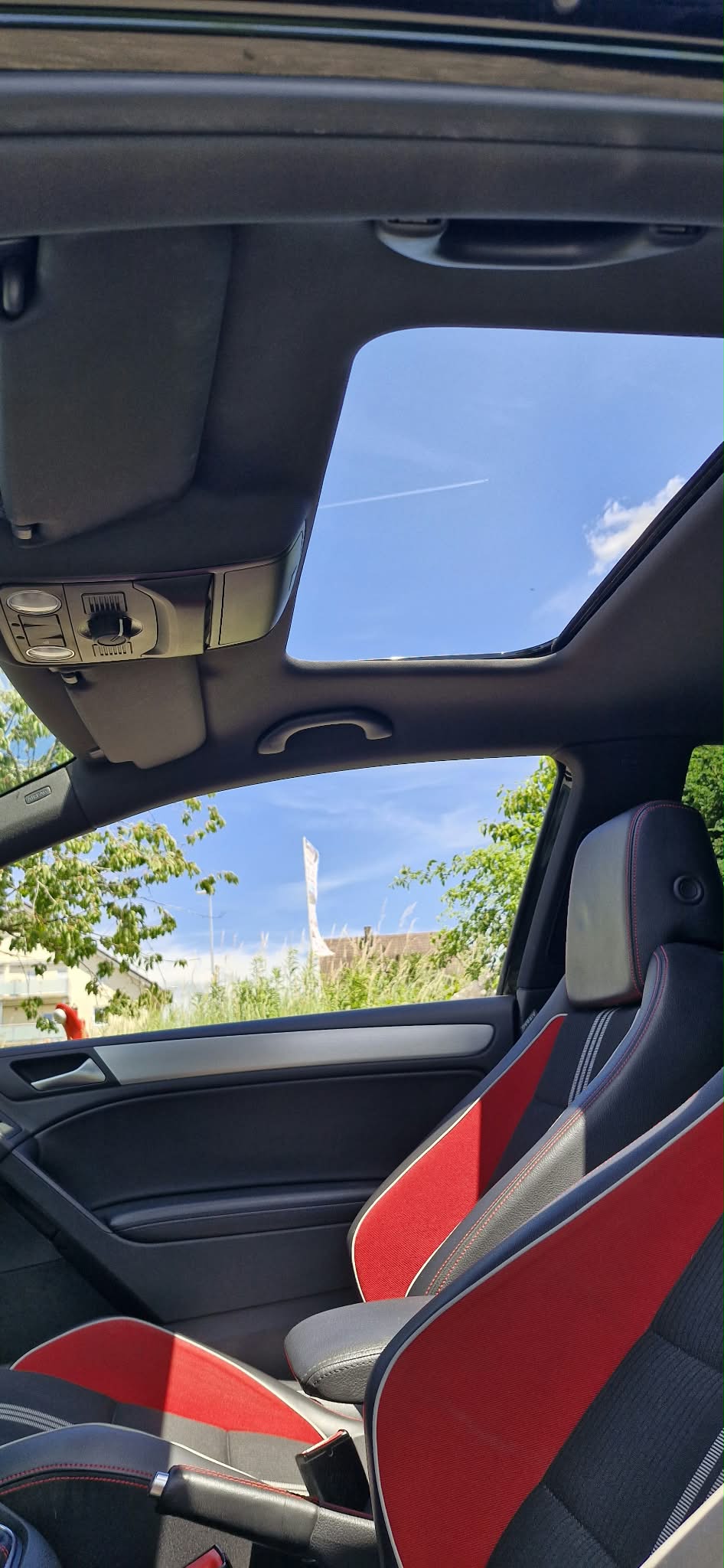 VW 2.0 TSI GTI Adidas-image-5