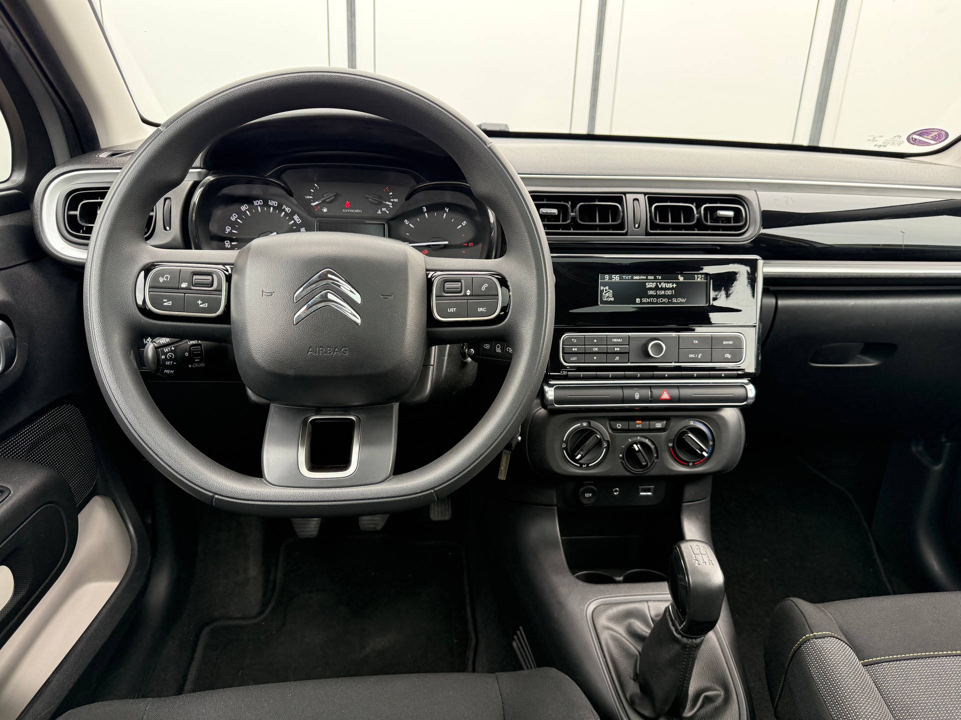 CITROEN C3 1.2i PureTech Feel-image-6