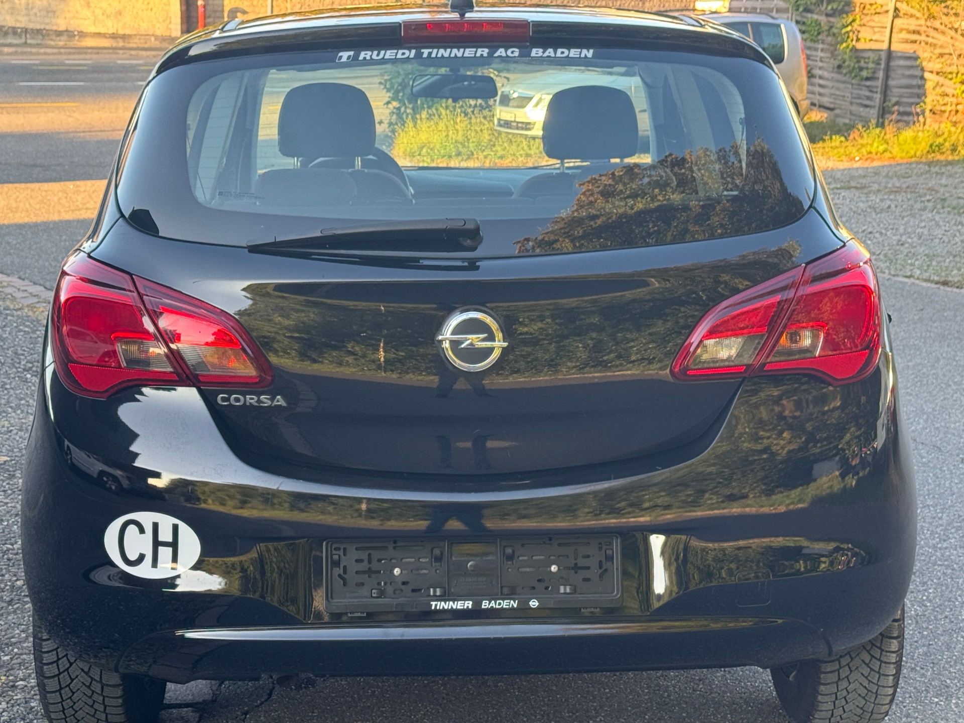 OPEL Corsa 1.4 TP Enjoy-image-5