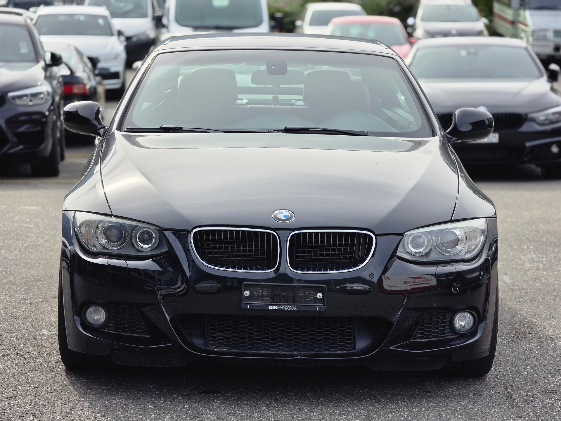 BMW 320i Cabriolet-image-2