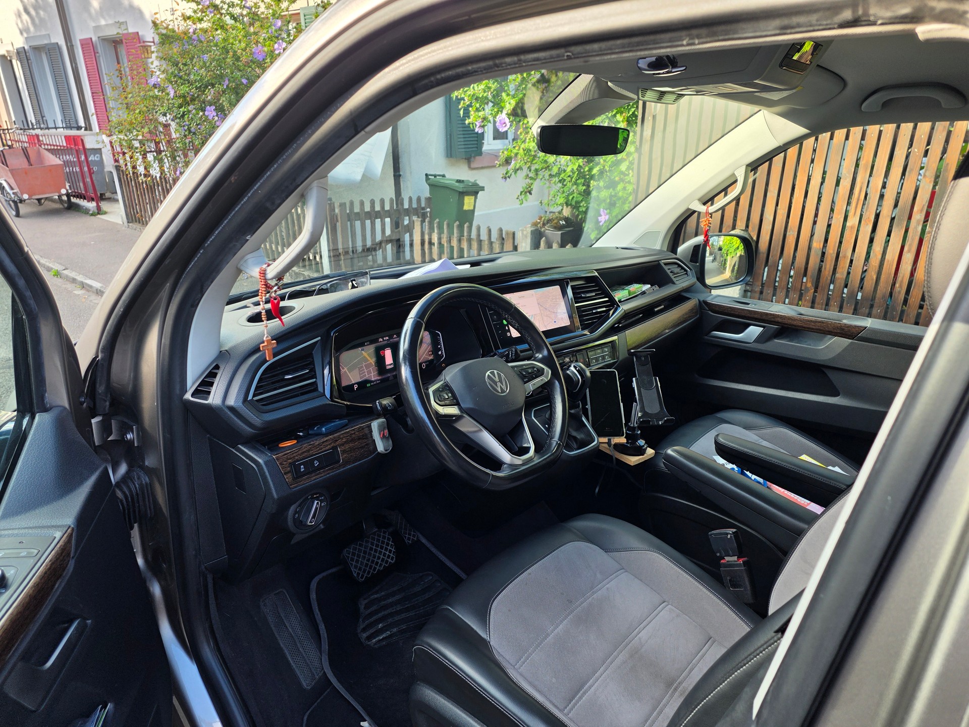 VW 2.0 TDI 204 Highline Liberty DSG 4m-image-4
