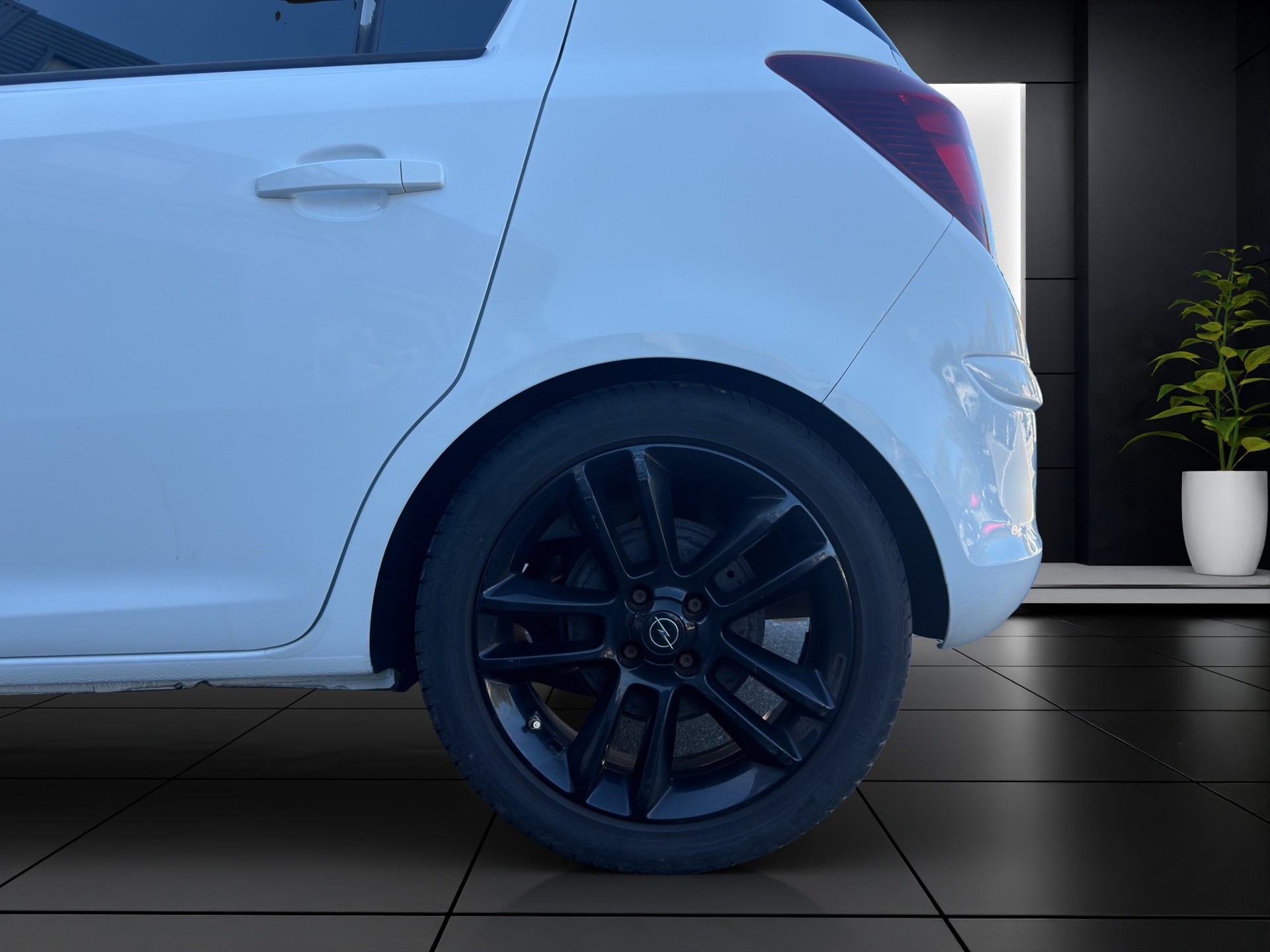 OPEL Corsa 1.4 TP Color Edition-image-25