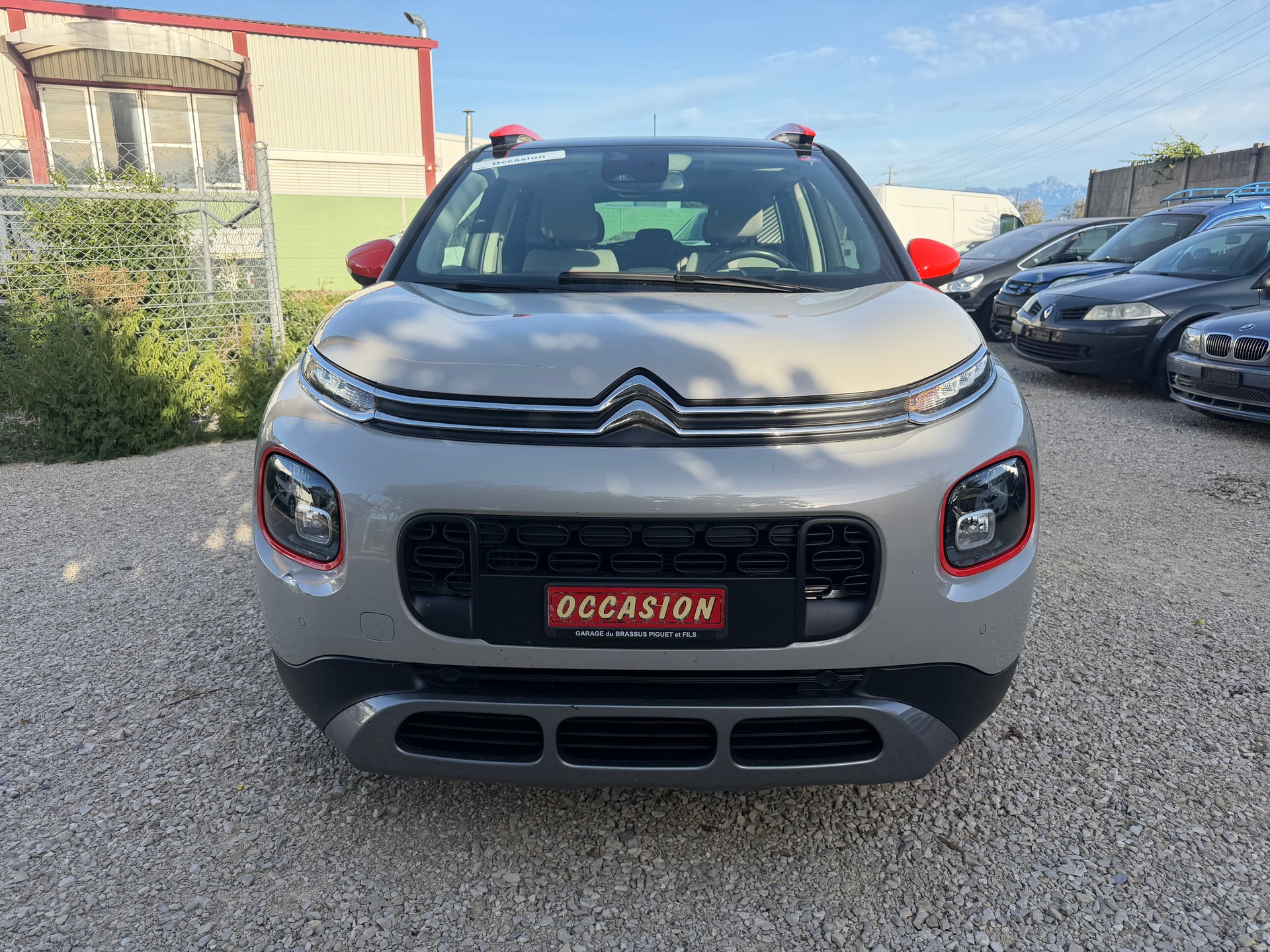CITROEN C3 Aircross 1.2i PureTech Shine EAT-image-0