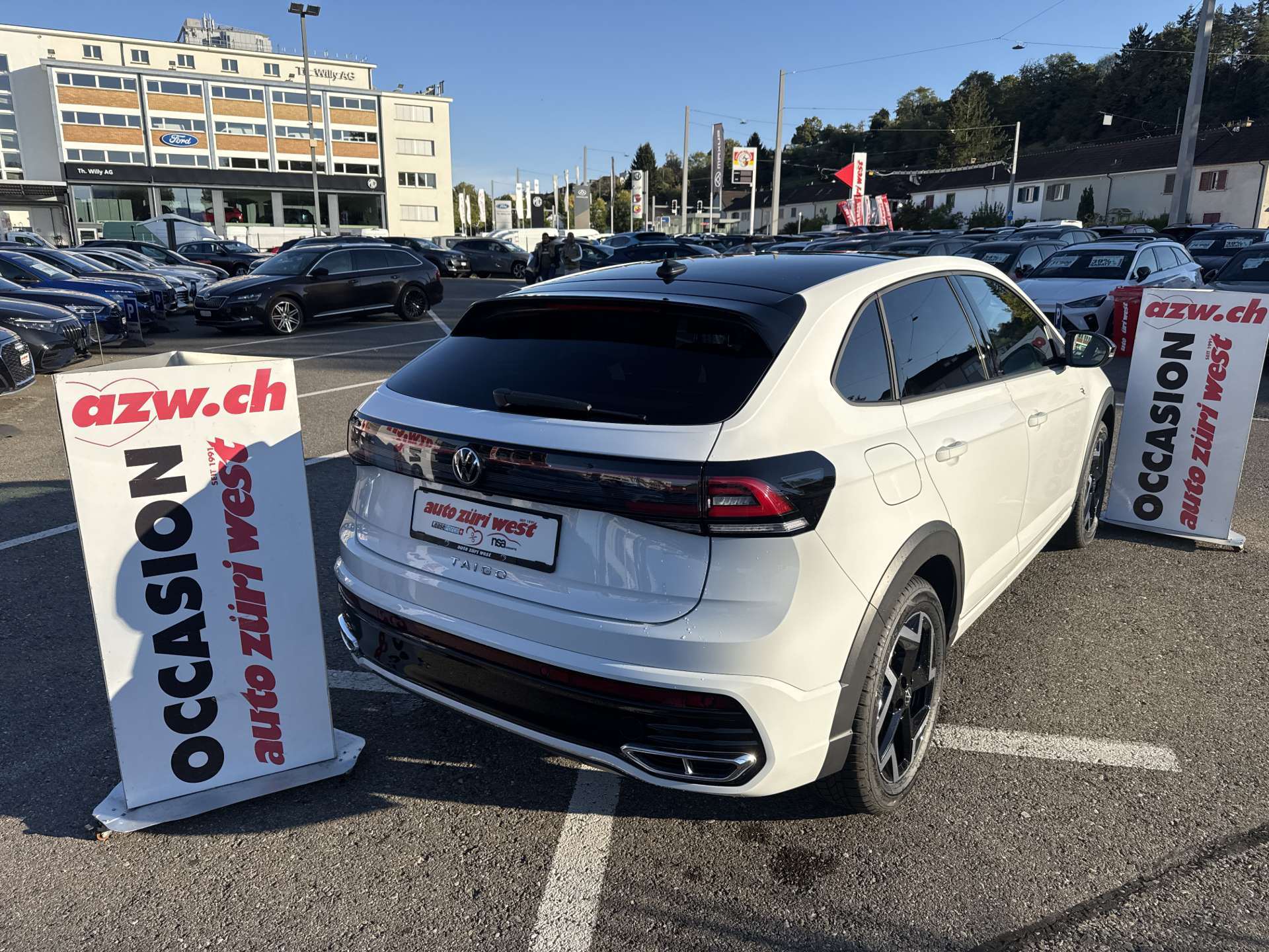 VW Taigo 1.5 TSi R-Line DSG-Automat-image-2