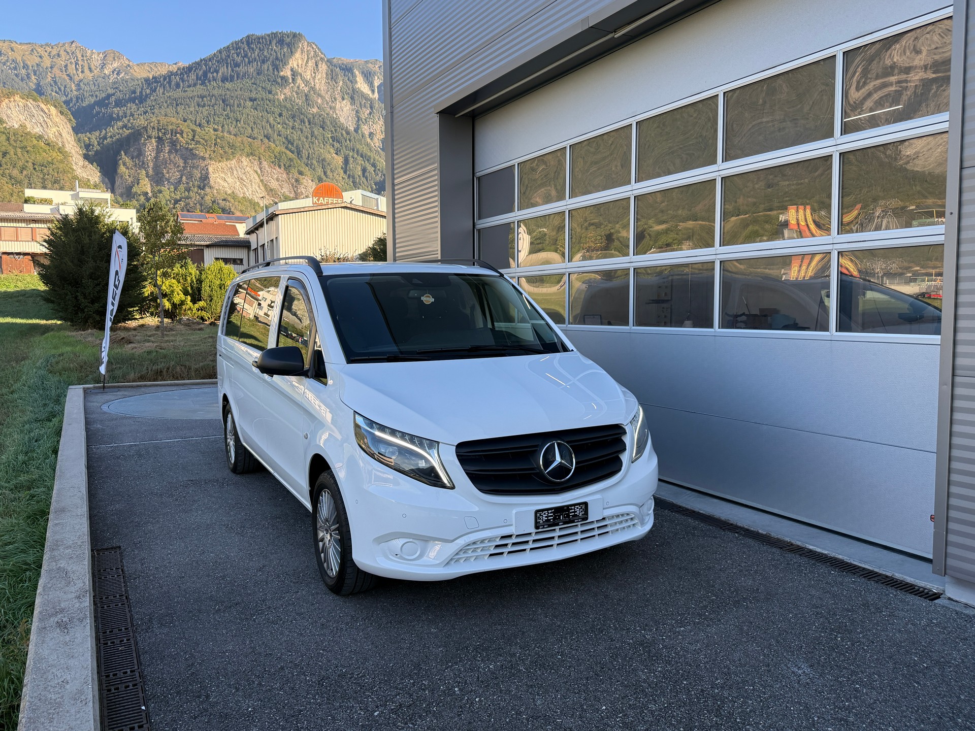 MERCEDES-BENZ Vito 116 CDI Lang Select Tourer 4Matic 9G-Tronic-image-1