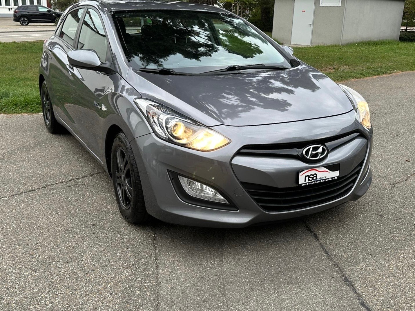 HYUNDAI i30 1.6 CRDi Comfort-image-2