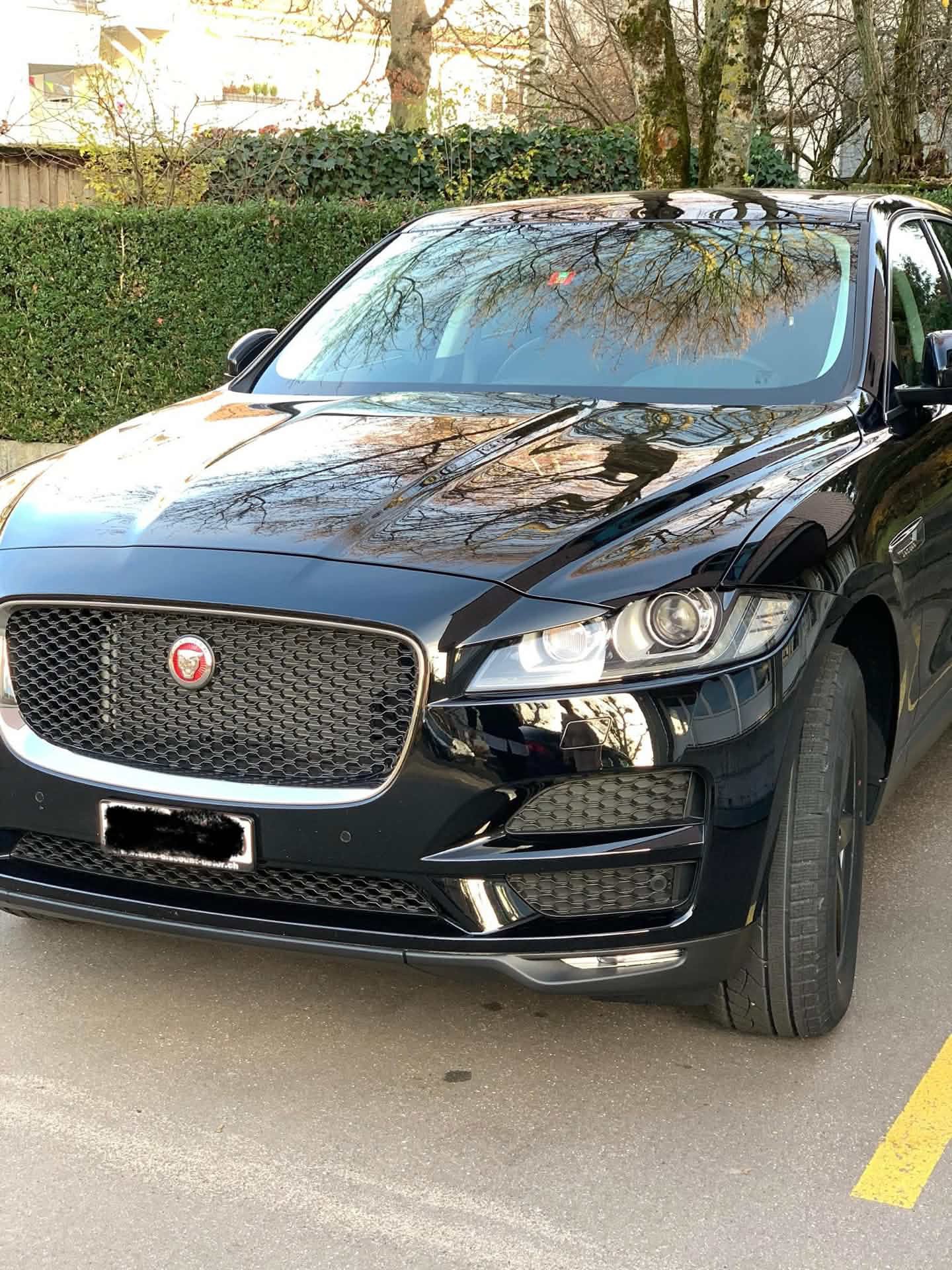 JAGUAR F-Pace 2.0d Prestige Automatik-image-2
