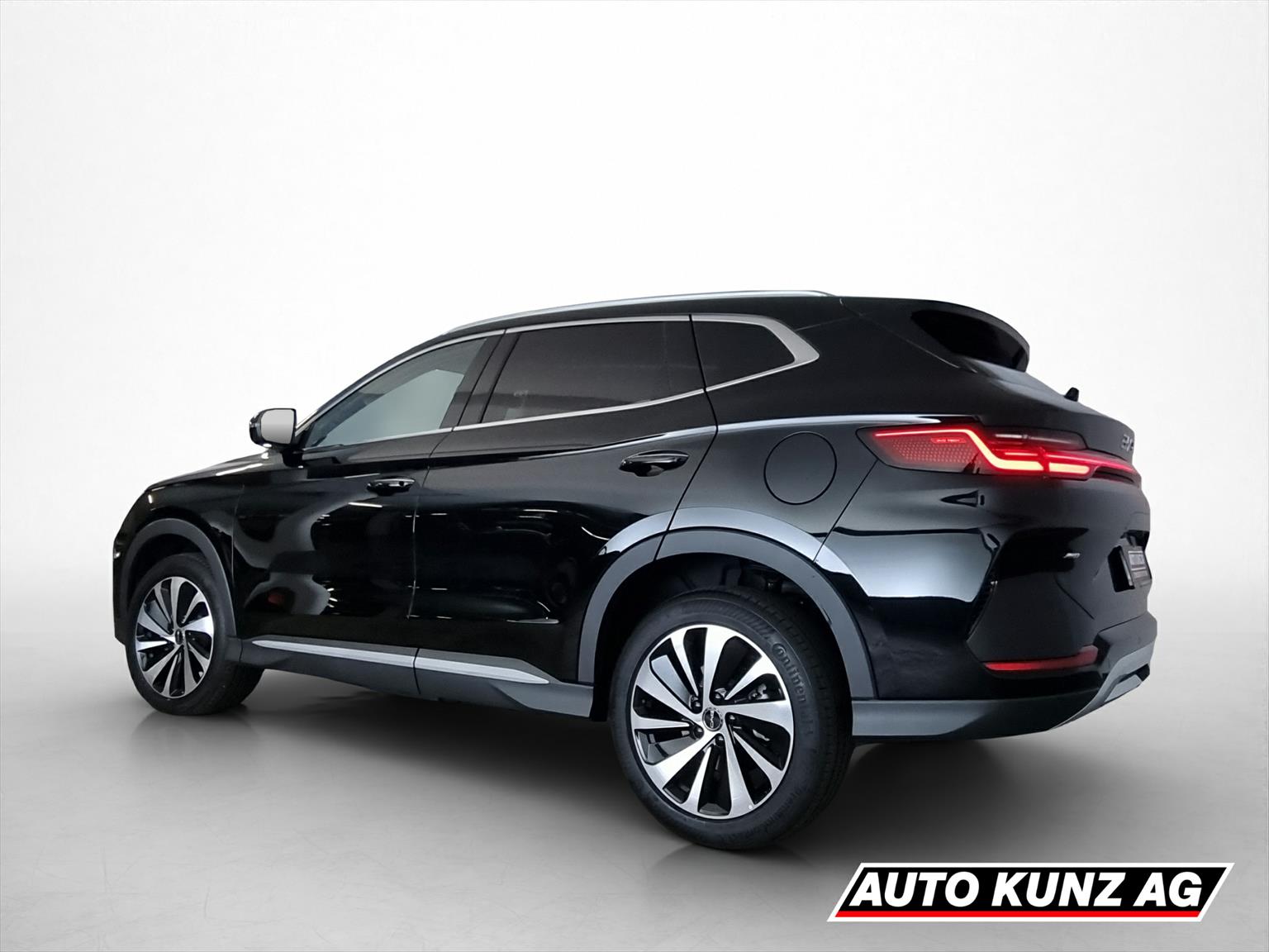 BYD Seal U DM-i Design AWD-image-3