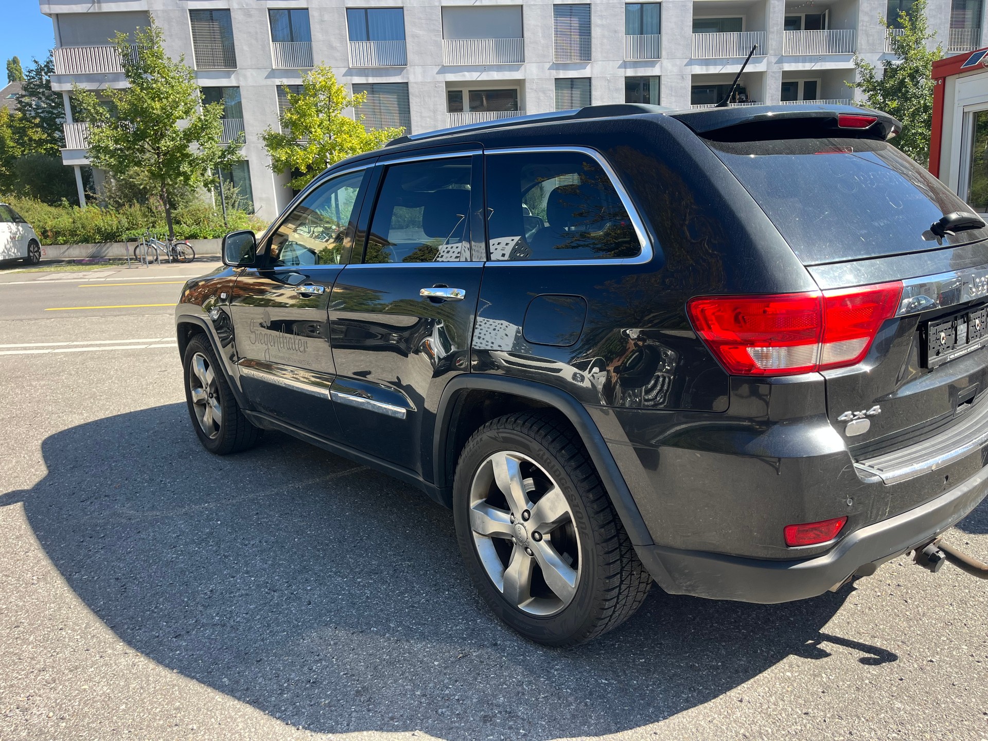 JEEP Grand Cherokee 3.0 CRD S-Limited Automatic-image-2