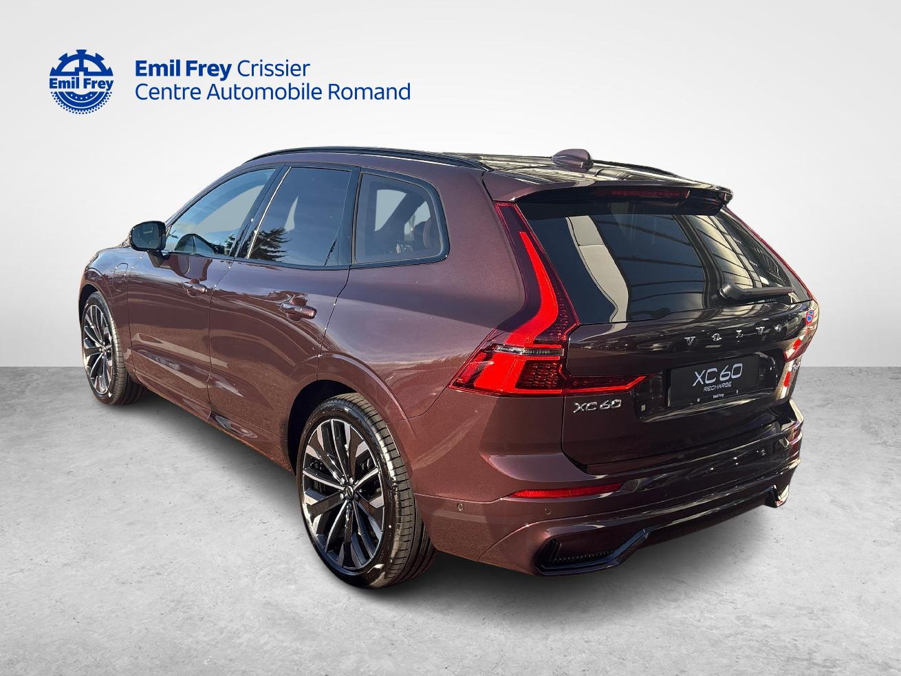 VOLVO XC60 2.0 T6 TE Ultra Dark eAWD-image-2