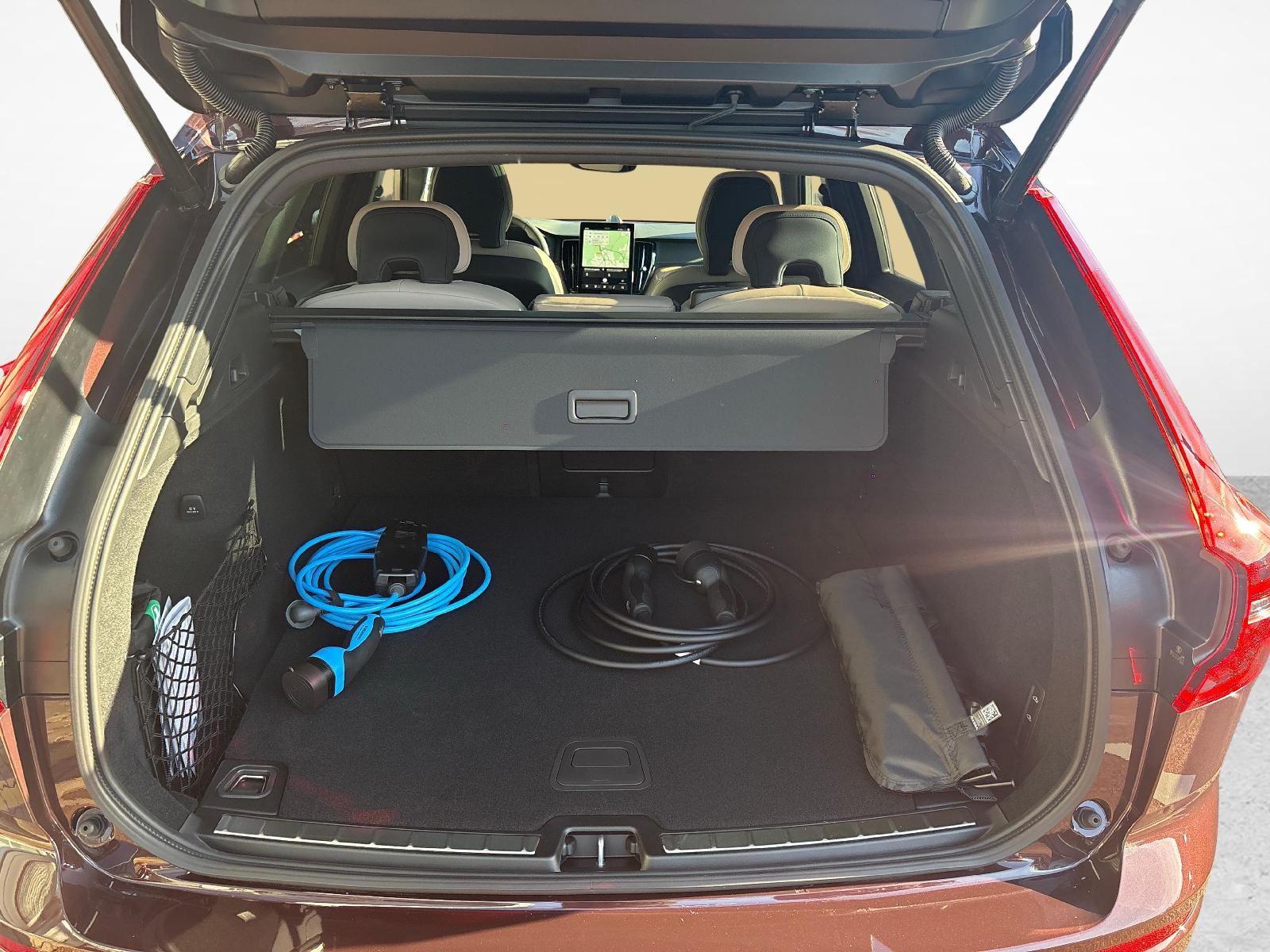 VOLVO XC60 2.0 T6 TE Ultra Dark eAWD-image-11