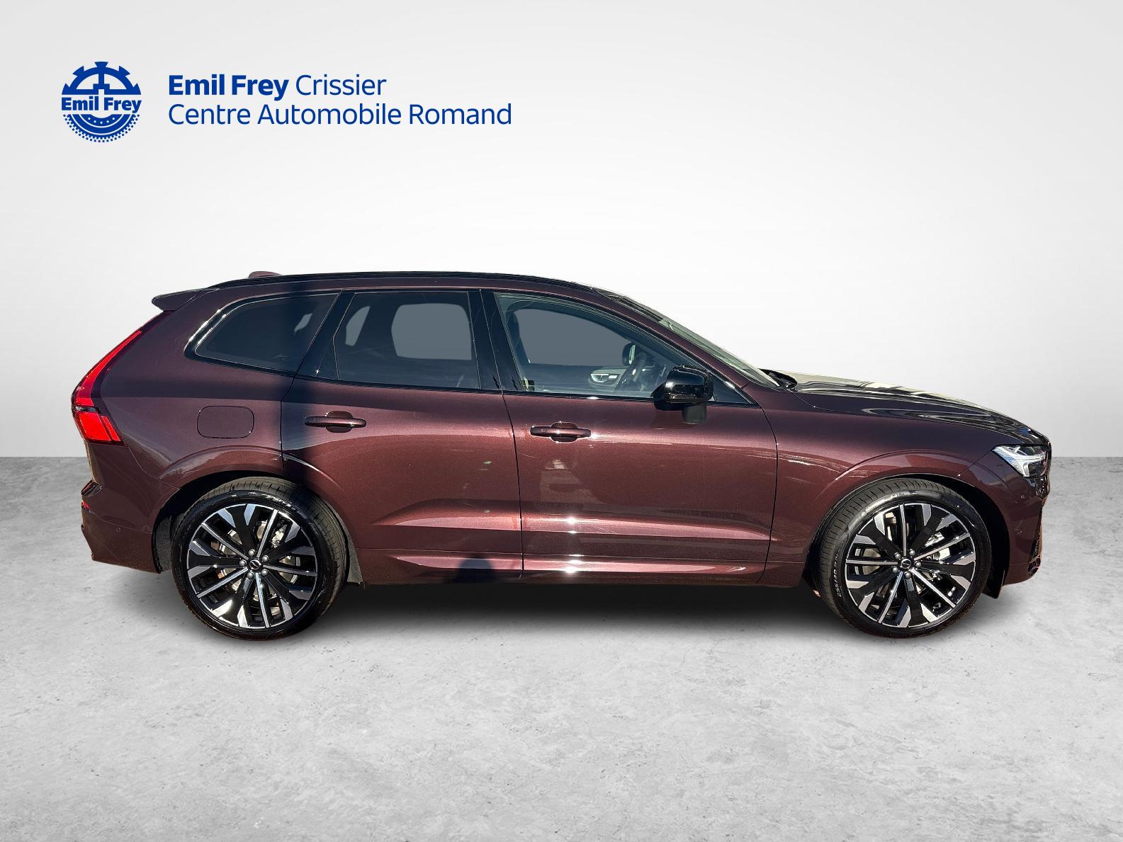 VOLVO XC60 2.0 T6 TE Ultra Dark eAWD-image-5