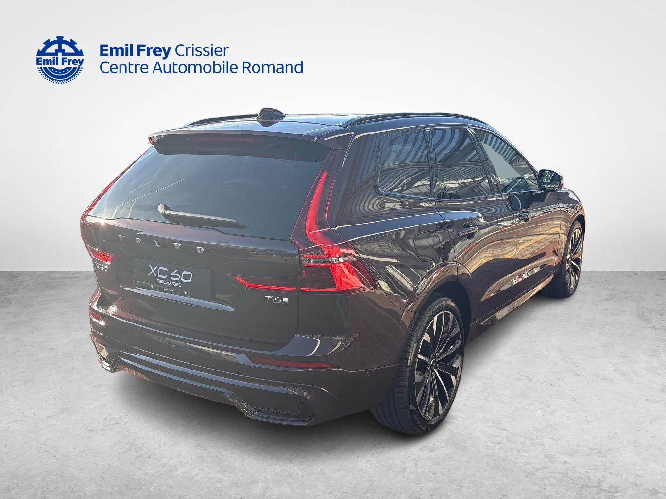 VOLVO XC60 2.0 T6 TE Ultra Dark eAWD-image-4