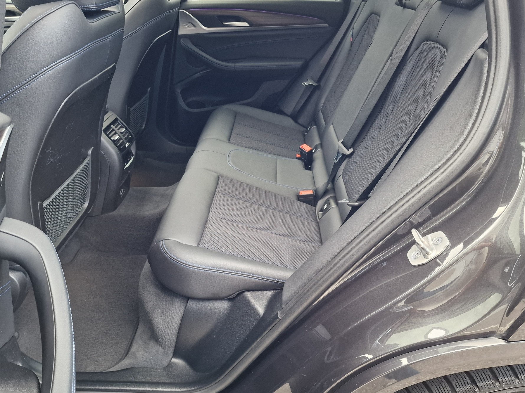 BMW X3 xDrive 30e M Sport-image-14
