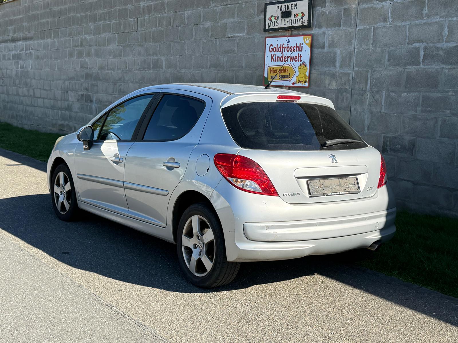 PEUGEOT 207 1.6 16V Allure-image-2