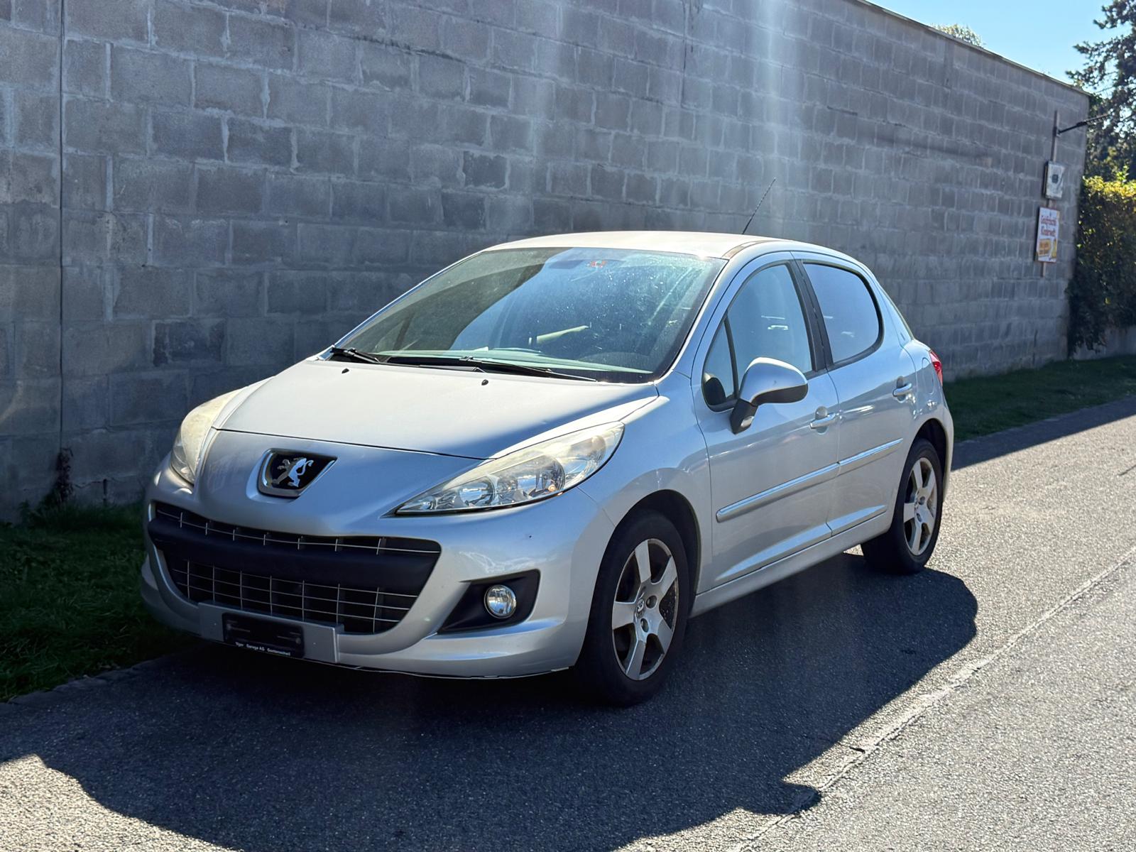 Car photo