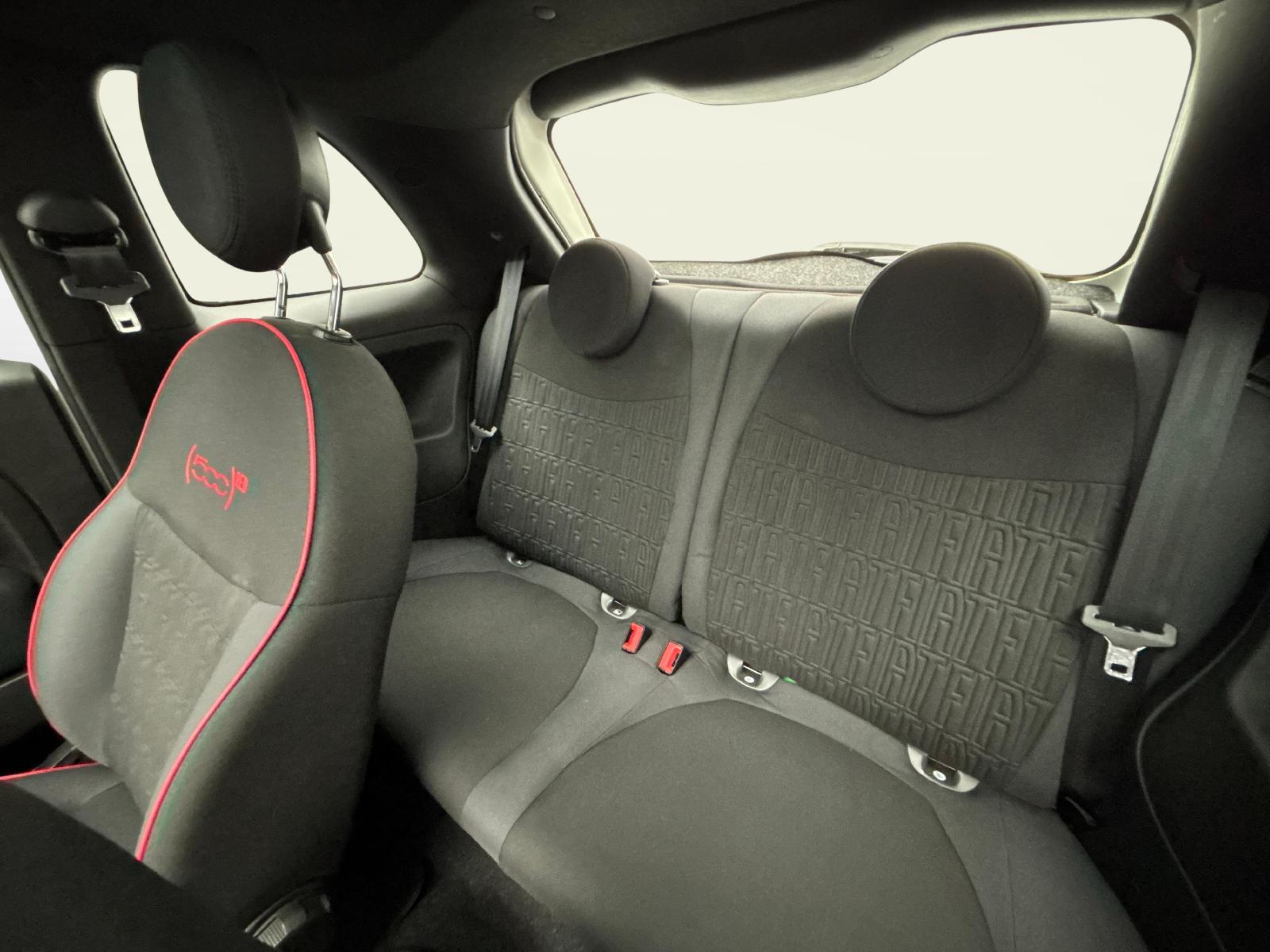 FIAT 500 1.0 Hybrid Swiss Edition-image-10