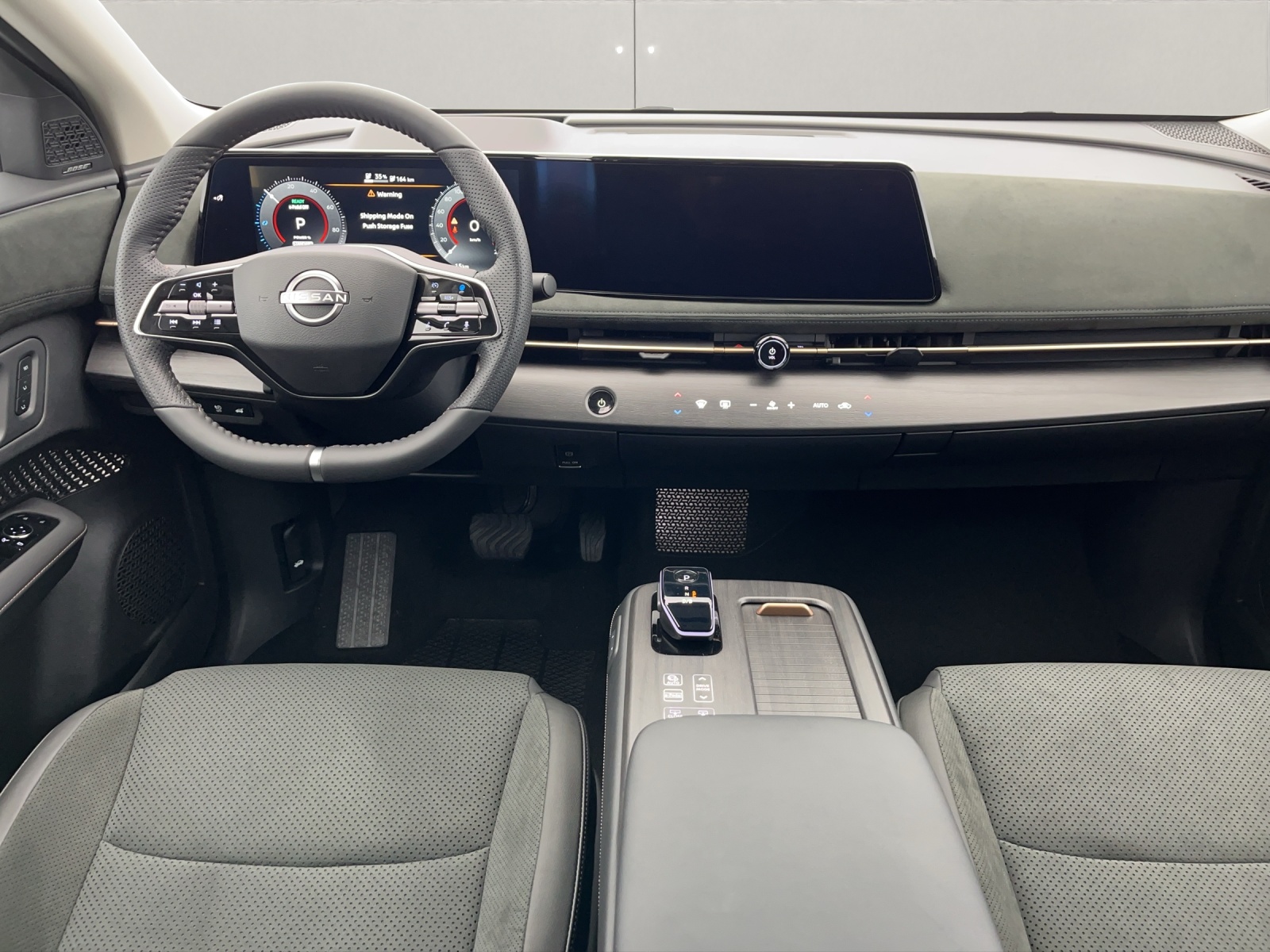 NISSAN Ariya Evolve e-4orce-image-8