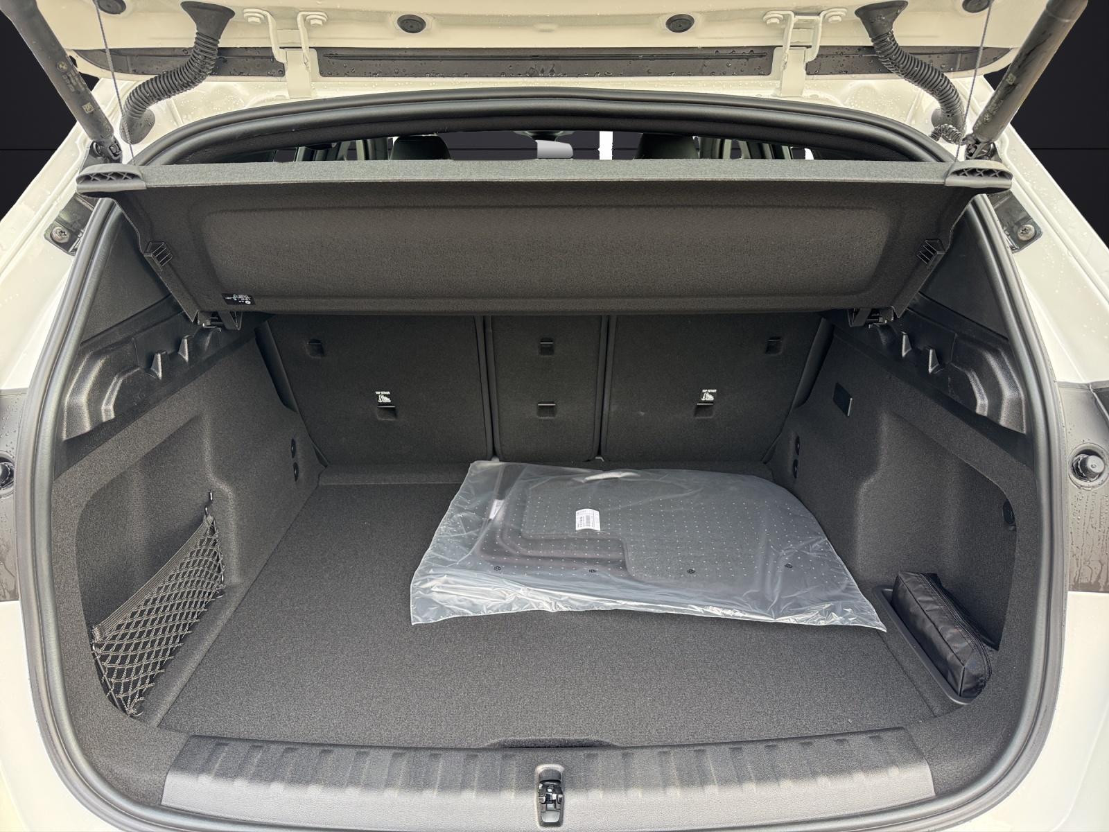 BMW iX1 xDrive30-image-20