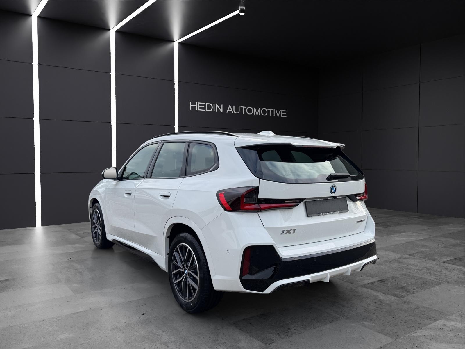 BMW iX1 xDrive30-image-17