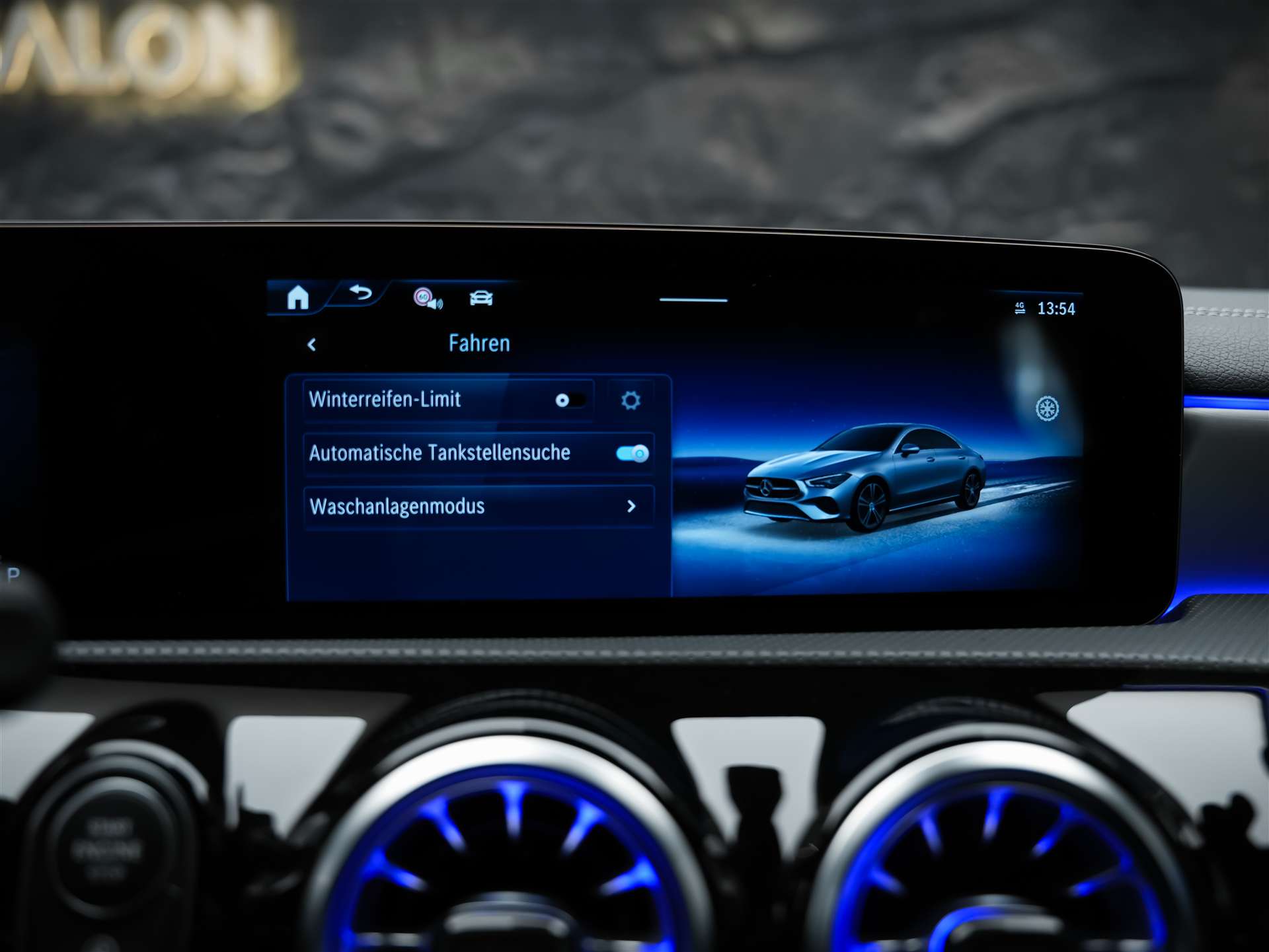 MERCEDES-BENZ CLA 200 d Coupe AMG Line Night Edition *Werksgarantie*Sitzheizung*-image-35
