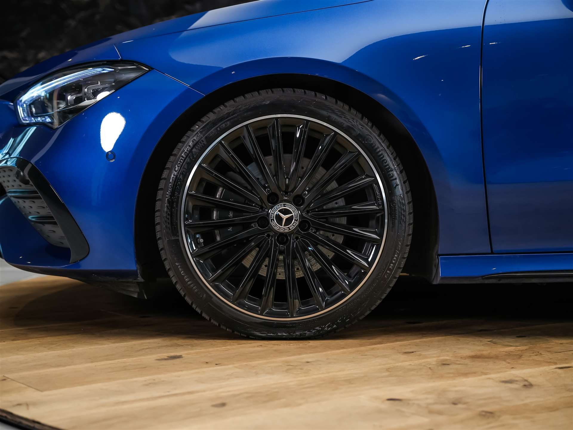 MERCEDES-BENZ CLA 200 d Coupe AMG Line Night Edition *Werksgarantie*Sitzheizung*-image-16