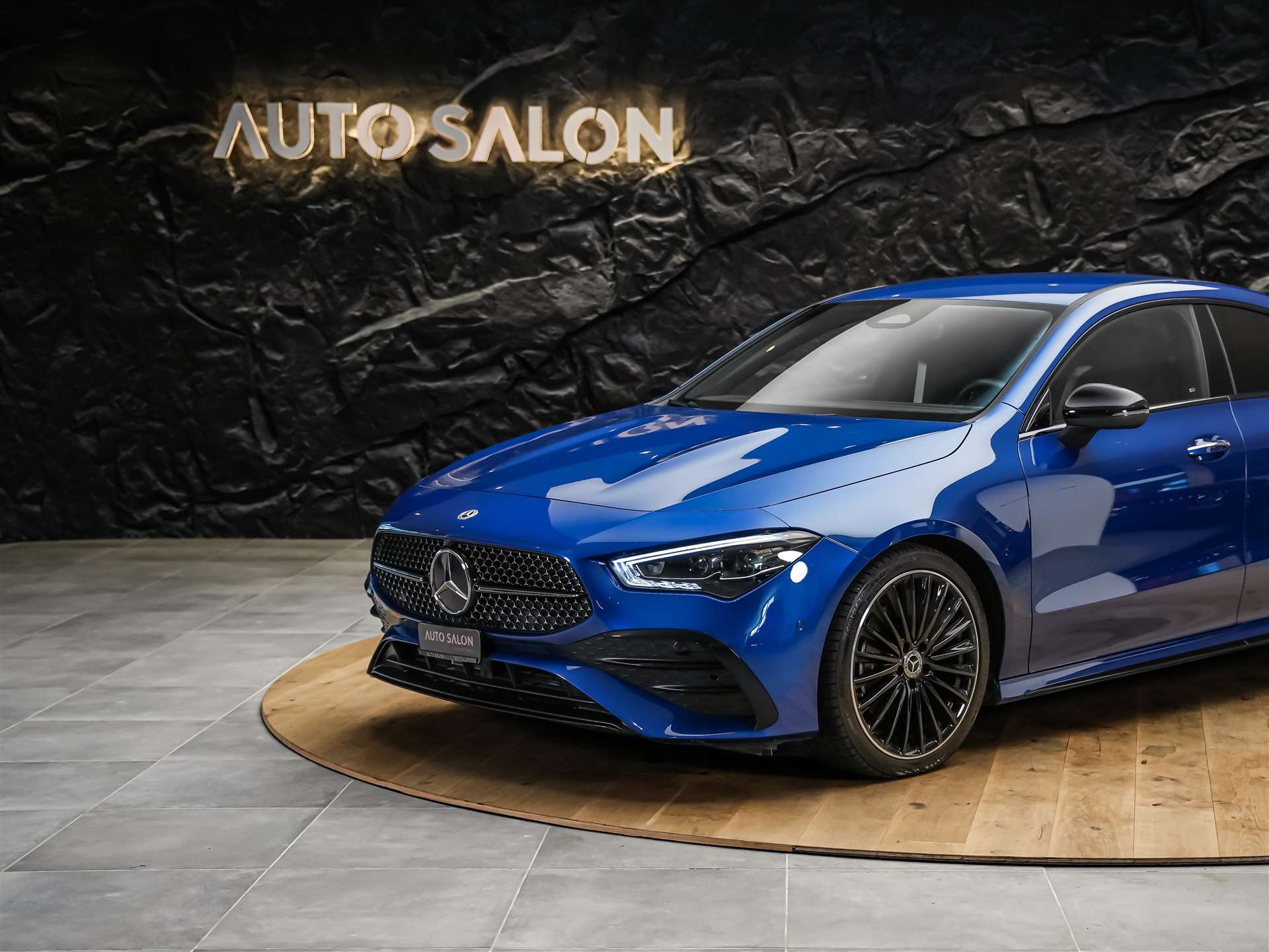 MERCEDES-BENZ CLA 200 d Coupe AMG Line Night Edition *Werksgarantie*Sitzheizung*-image-14