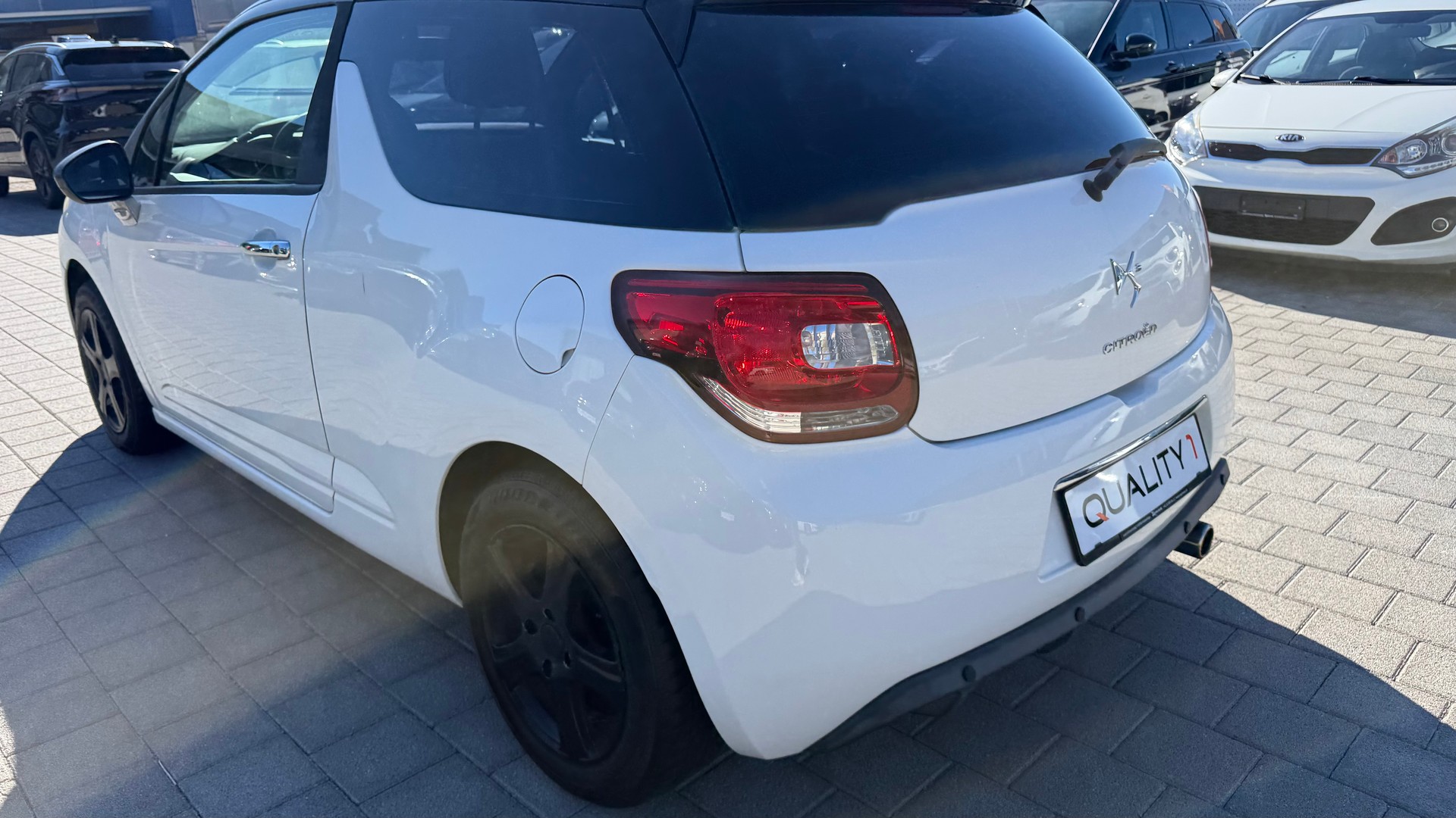 DS AUTOMOBILES DS3 1.4 VTi Chic-image-11