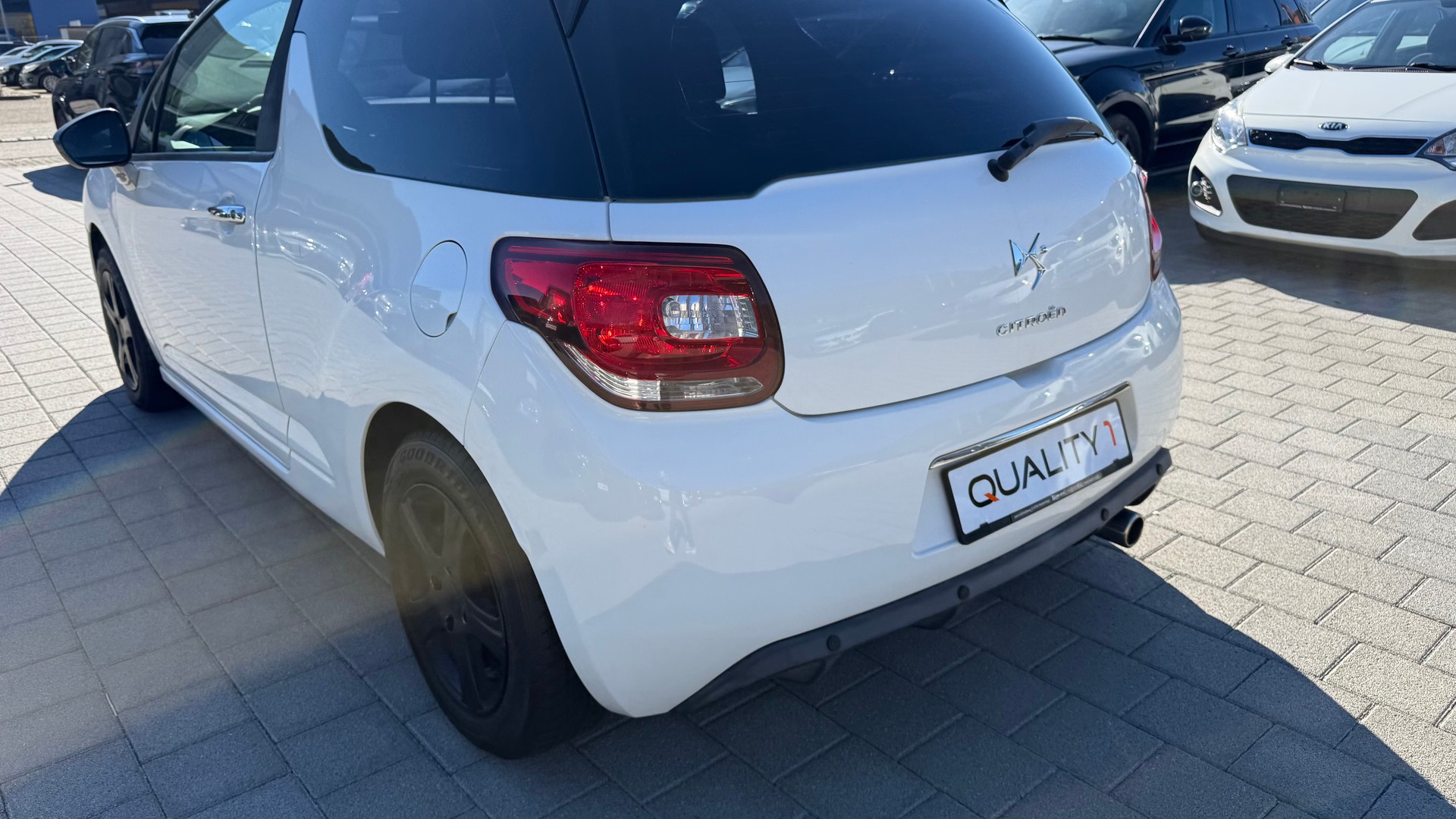 DS AUTOMOBILES DS3 1.4 VTi Chic-image-12
