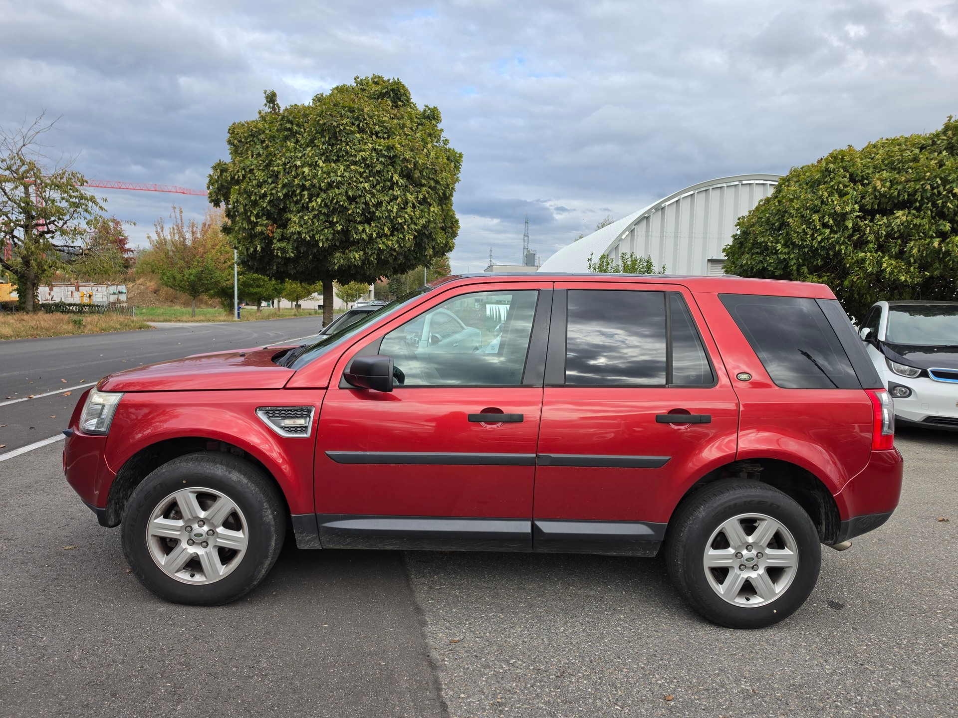 LAND ROVER Freelander 2.2 TD4 Newport-image-1