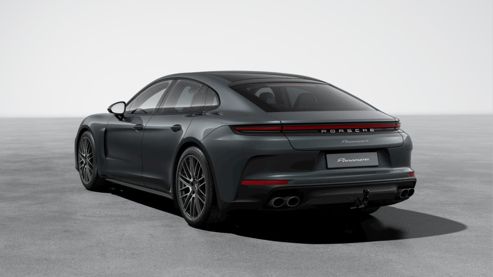 PORSCHE Panamera 4-image-2