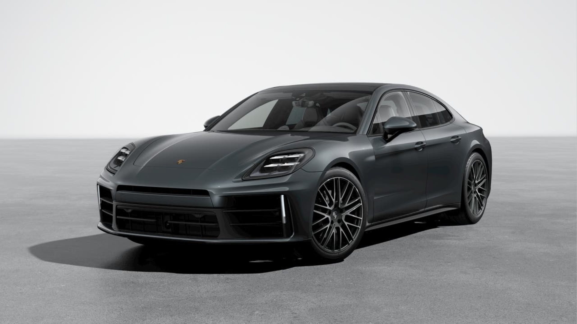 PORSCHE Panamera 4-image-0