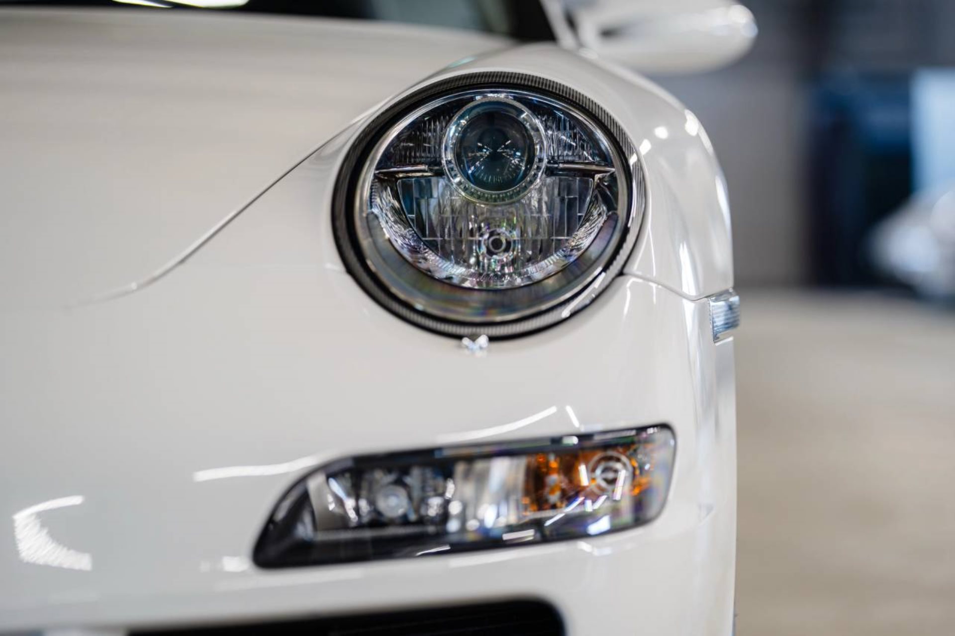 PORSCHE 911 Carrera S Cabriolet-image-9