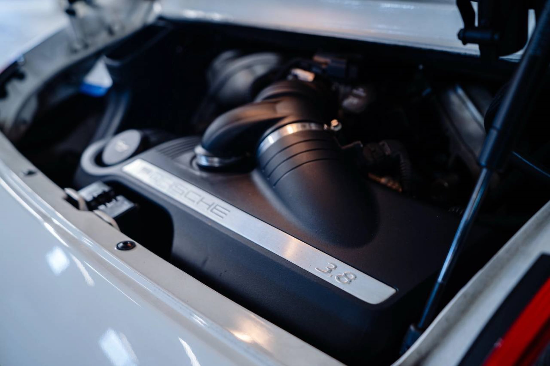 PORSCHE 911 Carrera S Cabriolet-image-18