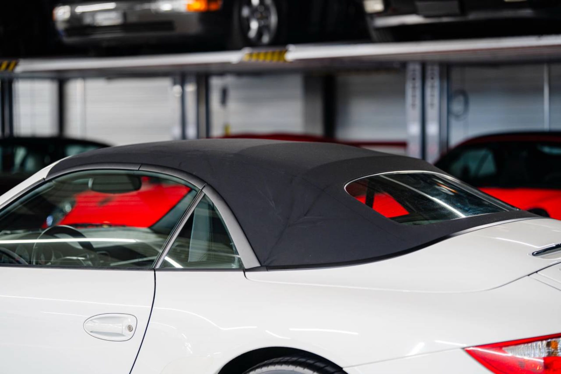 PORSCHE 911 Carrera S Cabriolet-image-8