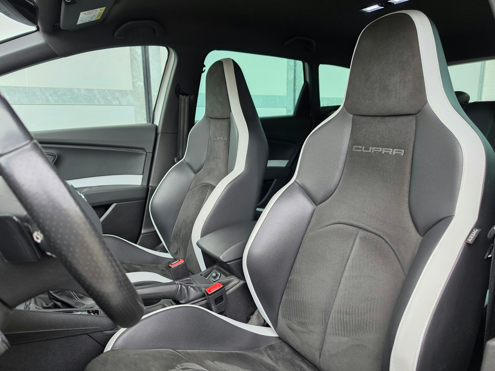 SEAT Leon ST 2.0 TSI Cupra 290 DSG-image-7