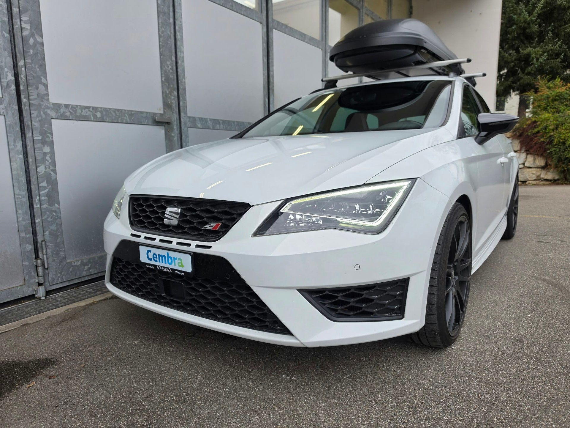 SEAT Leon ST 2.0 TSI Cupra 290 DSG-image-2
