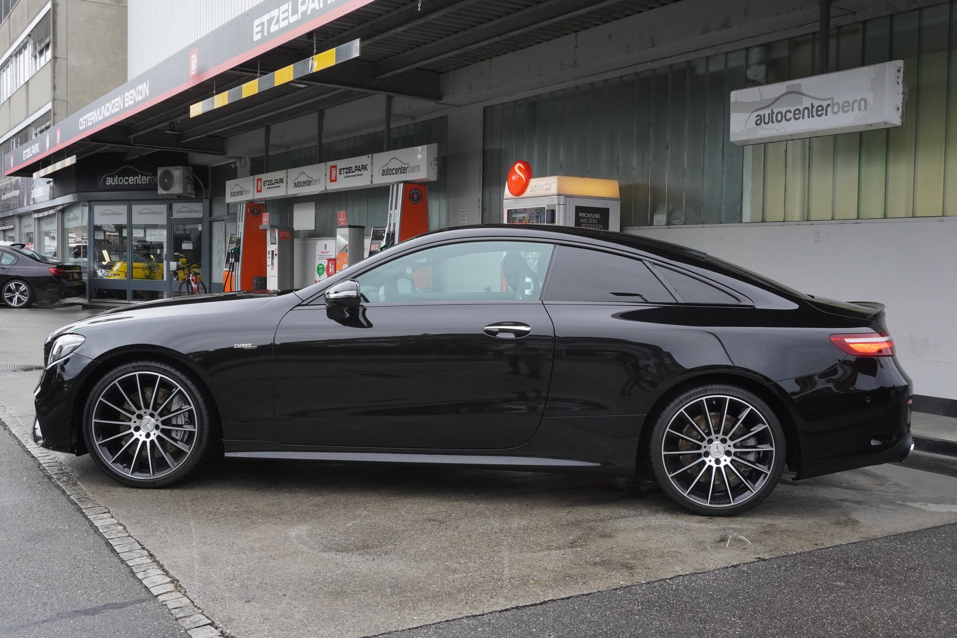 MERCEDES-BENZ E 53 Coupé AMG 4 Matic+ 9G-Tronic-image-6