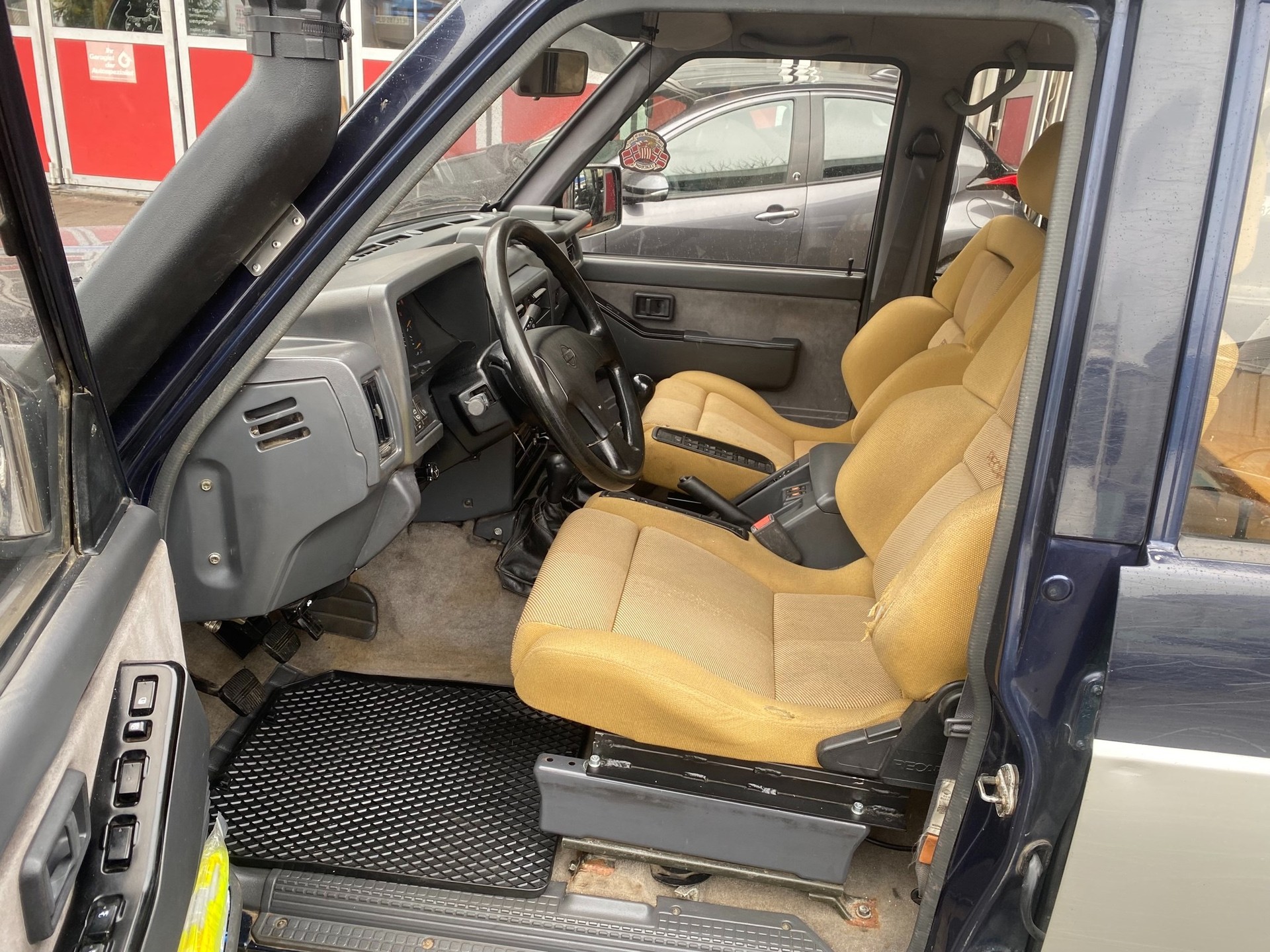 NISSAN Patrol 2.8 D SLX Wagon-image-17